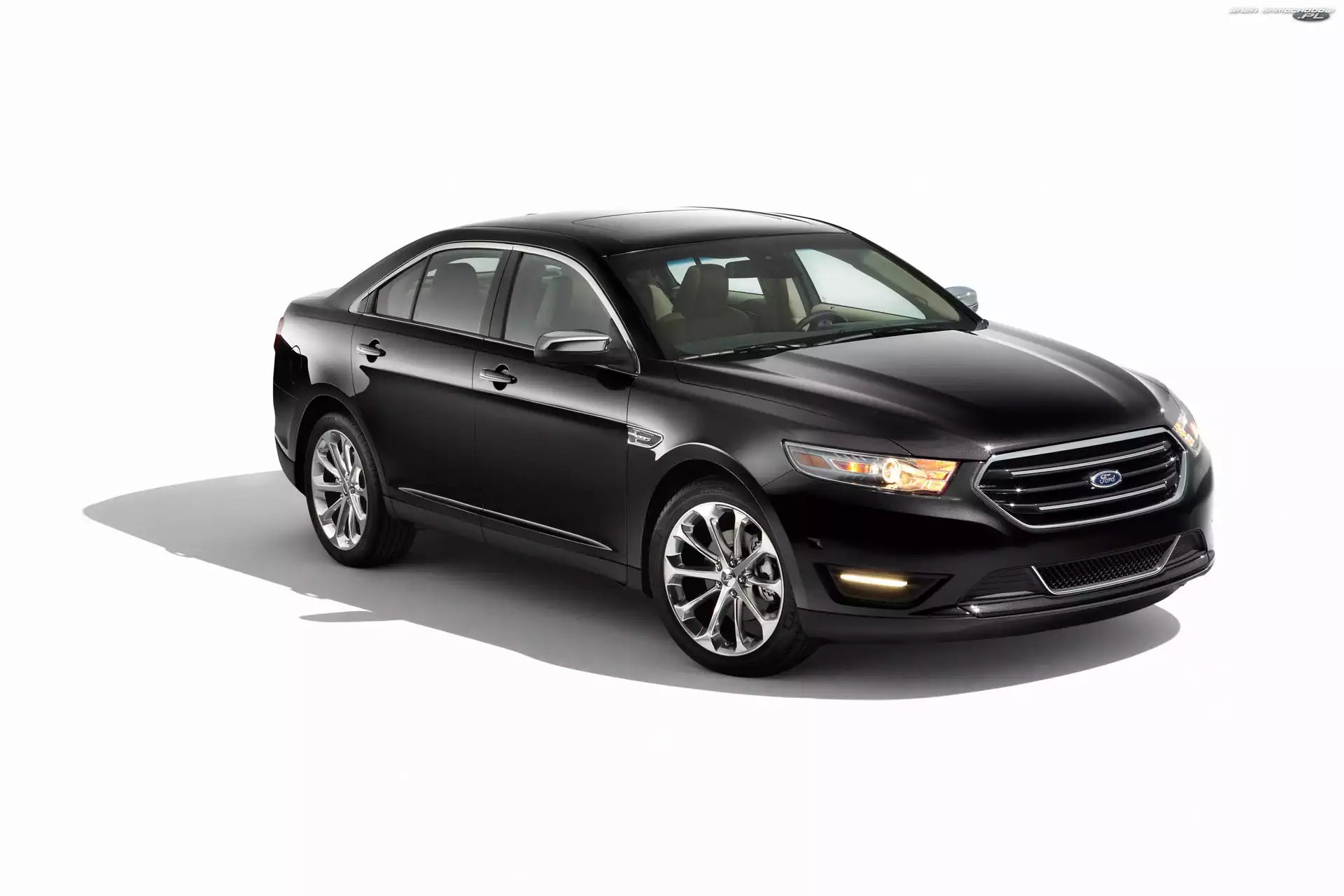 czarny, Ford Taurus