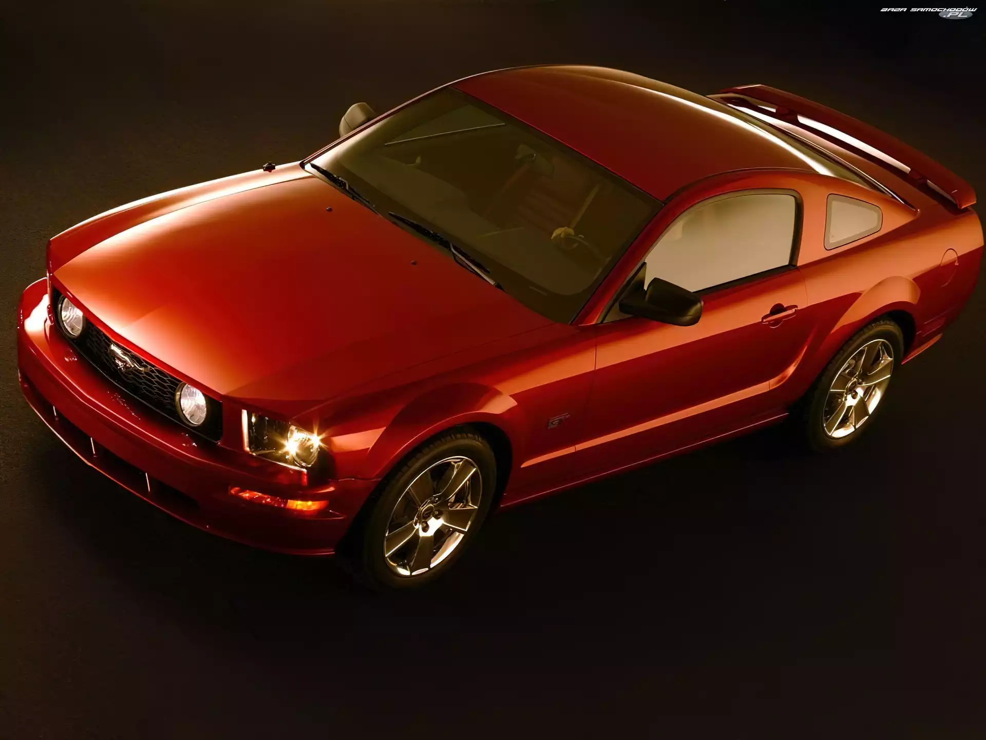 Ford Mustang, Czerwony