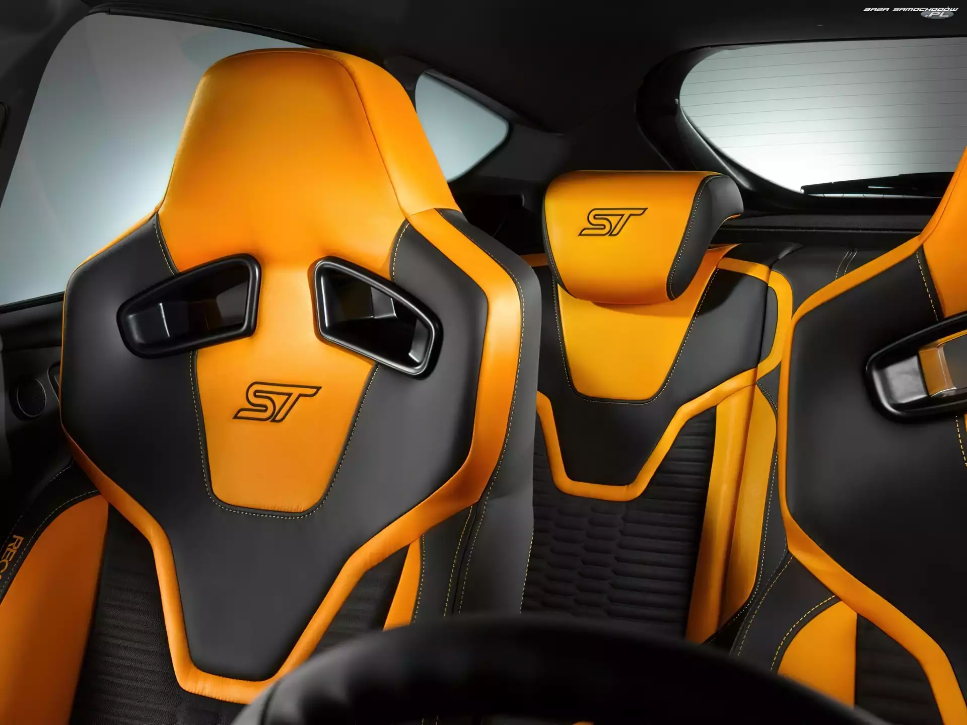Fotele, Ford Focus ST 2010, Kubełkowe