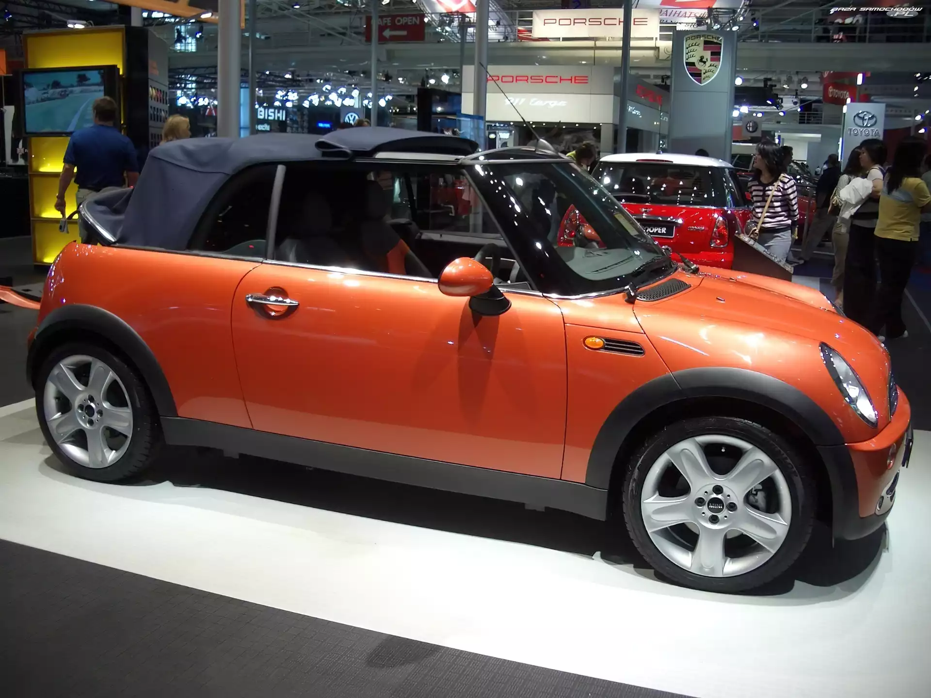 Genewa, Mini Cabrio, Salon