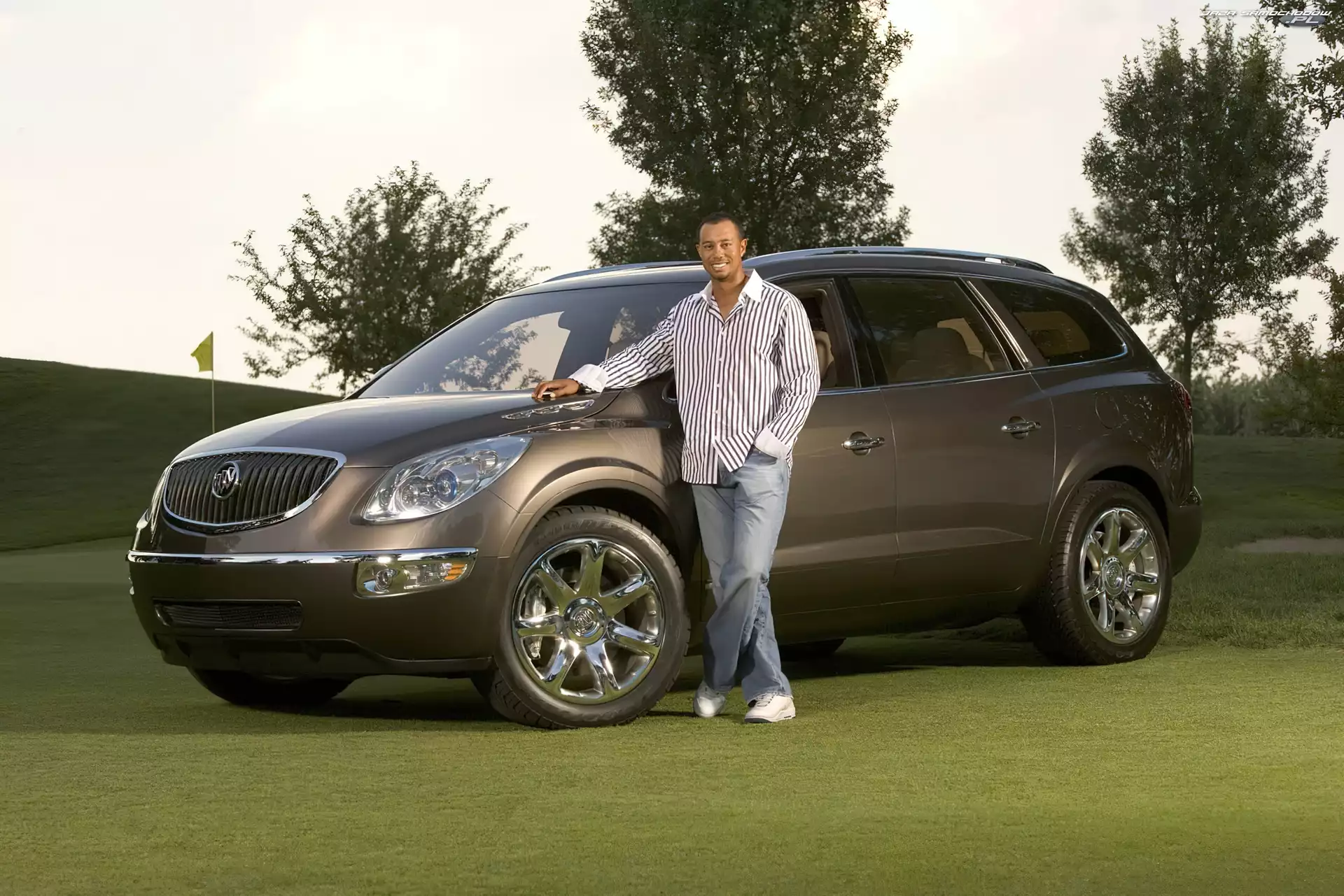 Golfowe, Buick Enclave, Pole