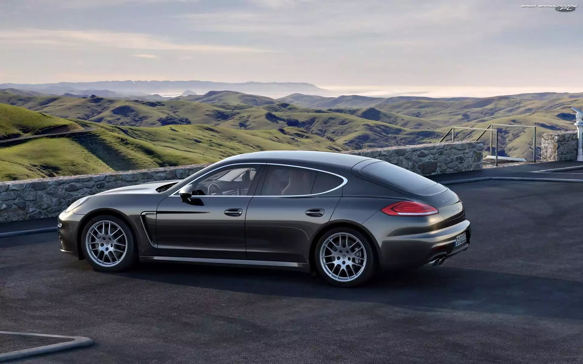Góry, Porsche Panamera, 2014