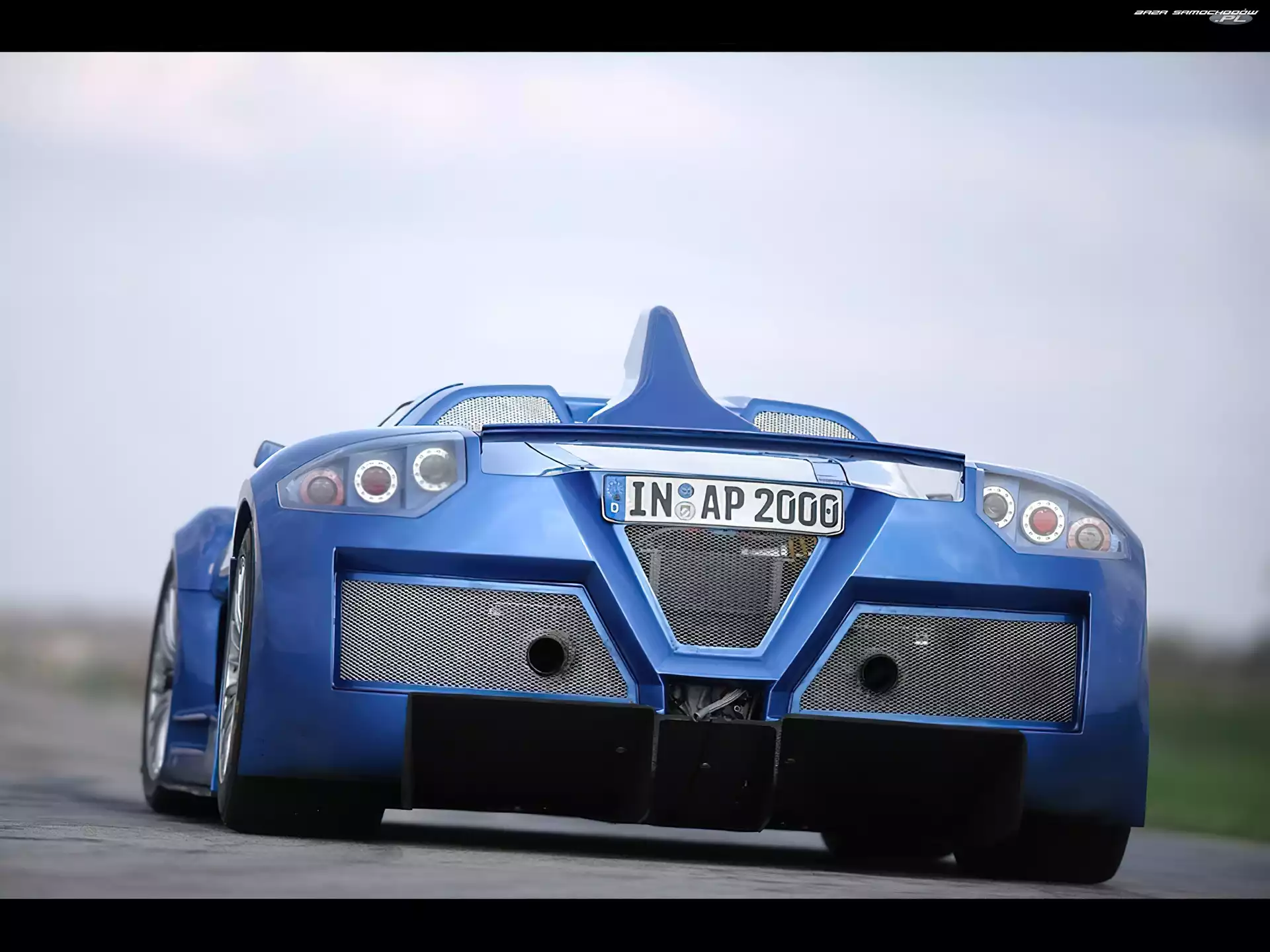 Gumpert Apollo, Wydechowe, Tył, Rury