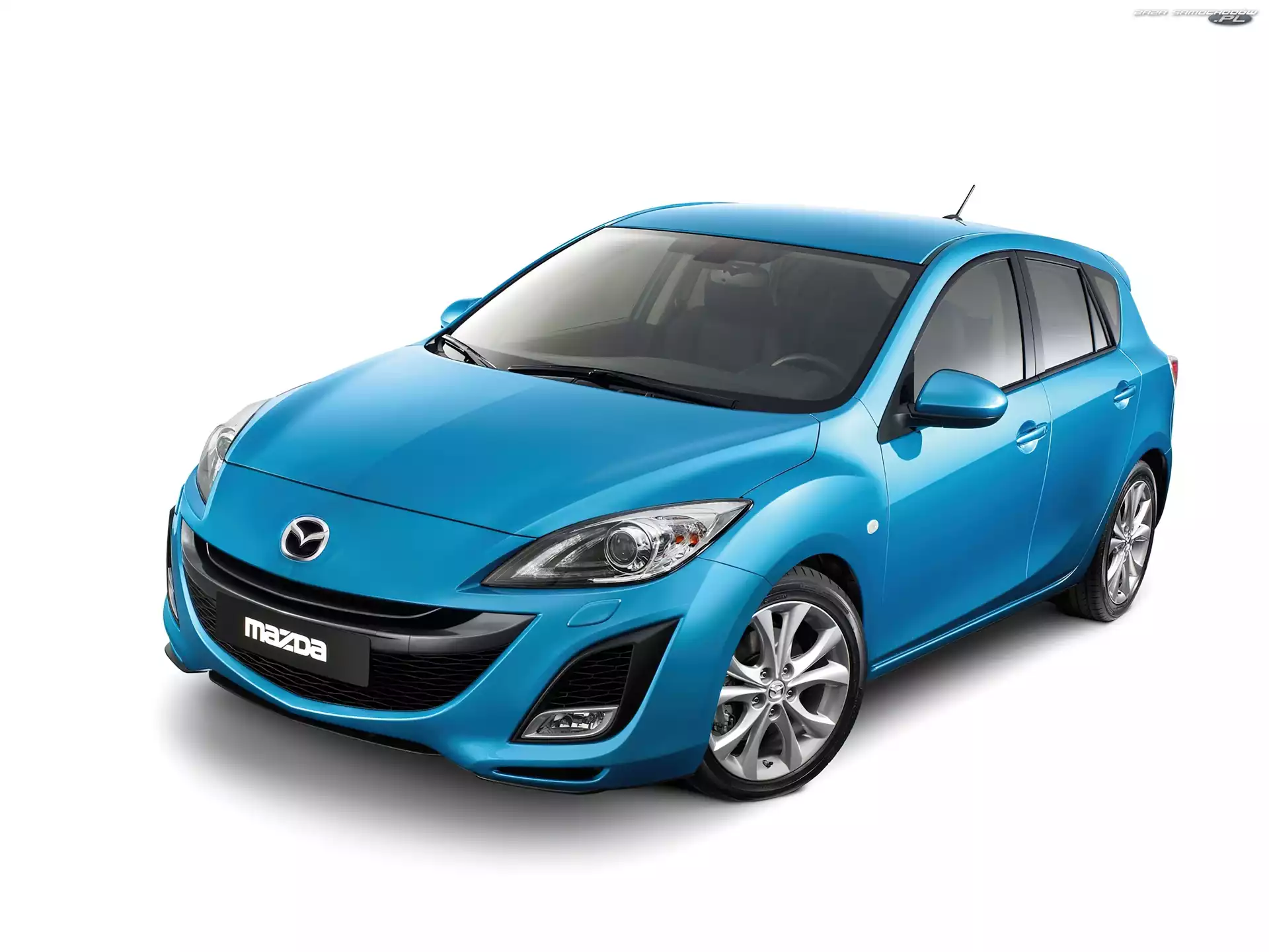Halogeny, Mazda 3, Zderzak