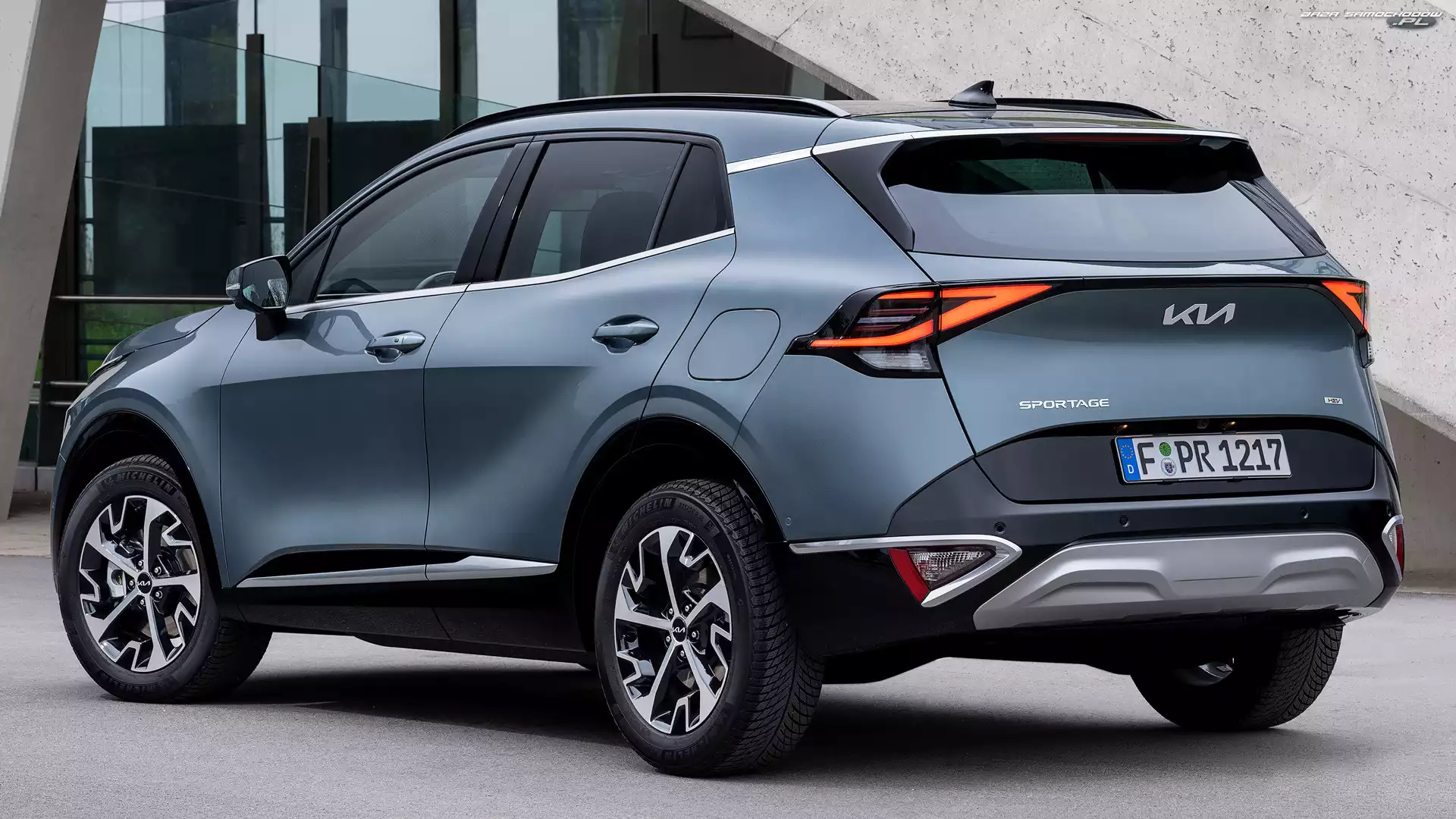 HEV, Kia Sportage