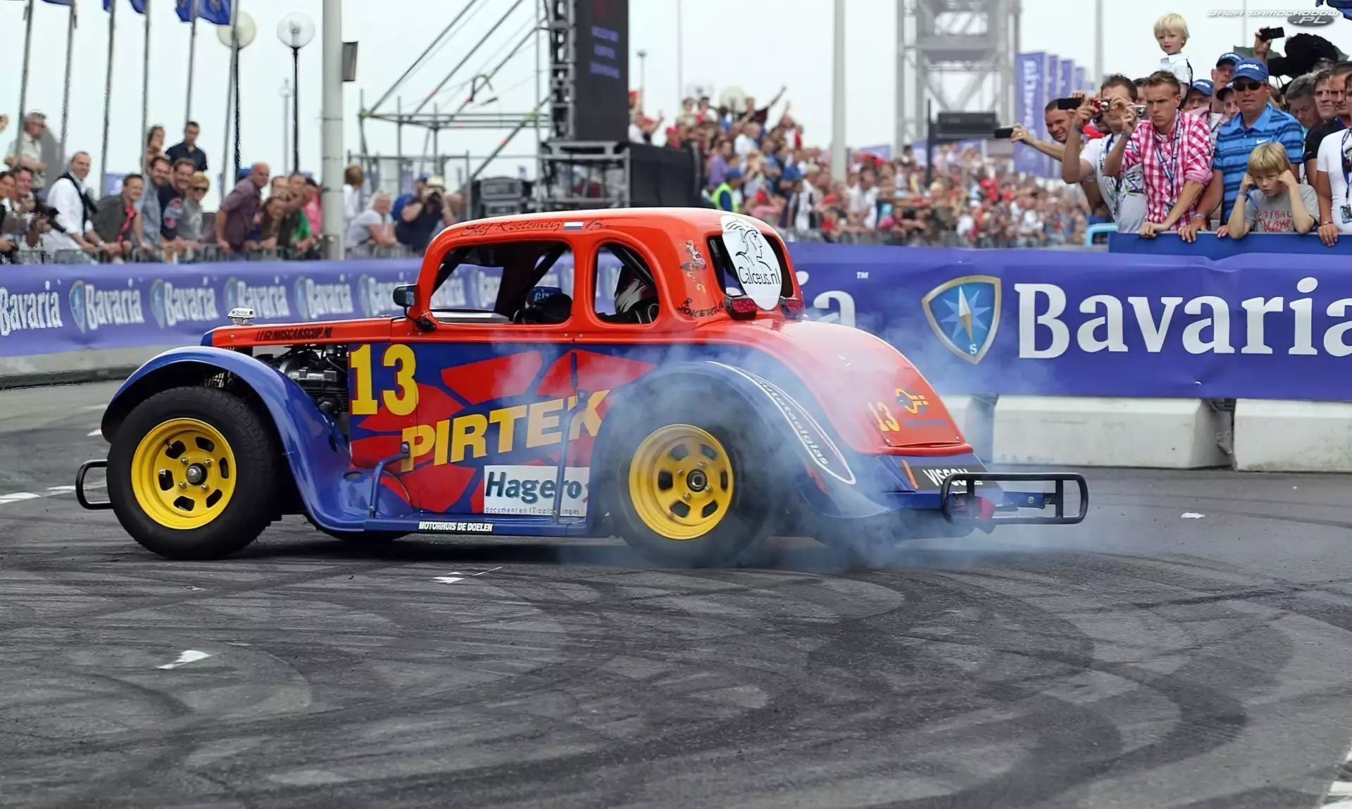 Gumy, HotRod, Palenie