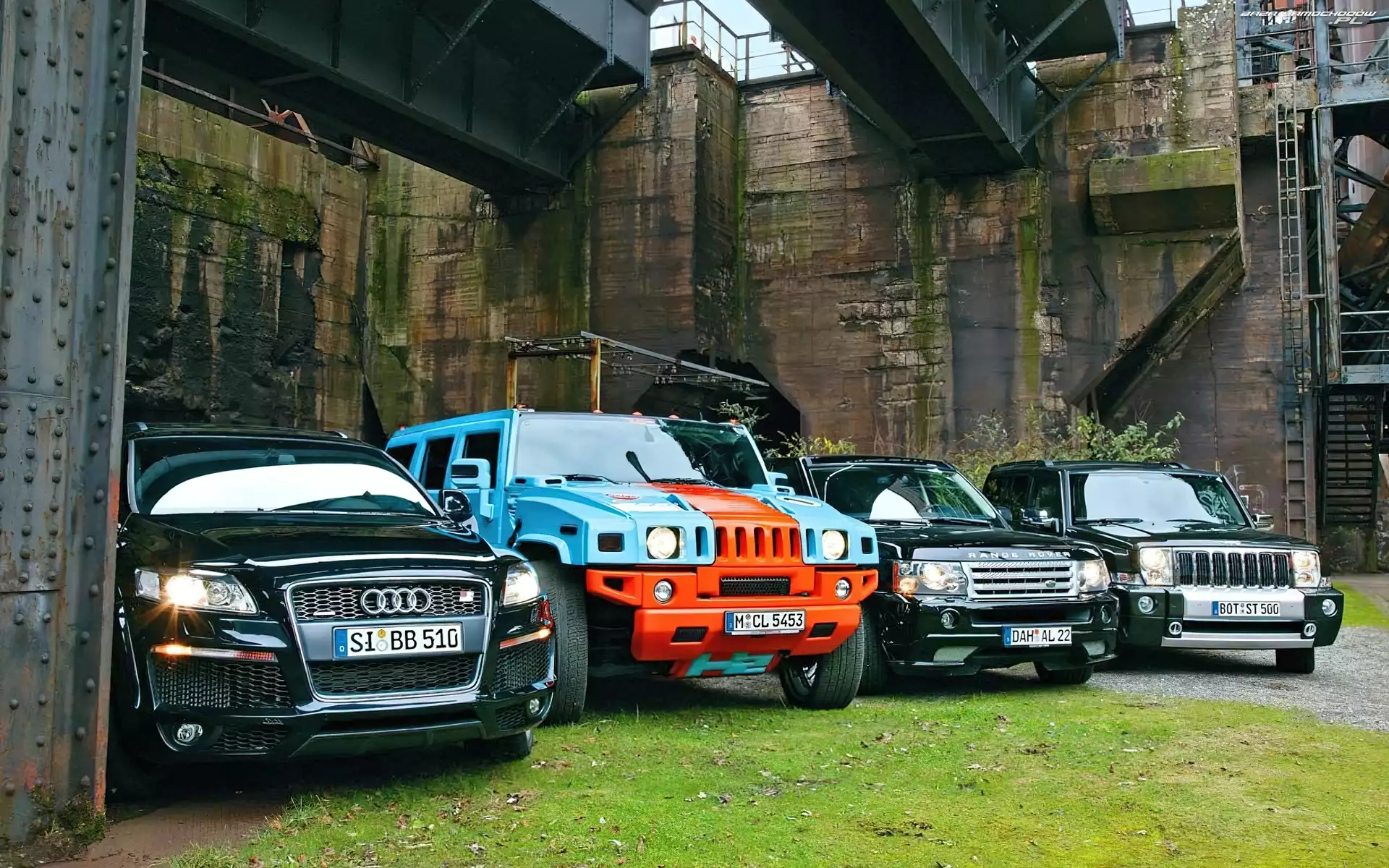 Audi, Hummer, Jeep
, Range Rover