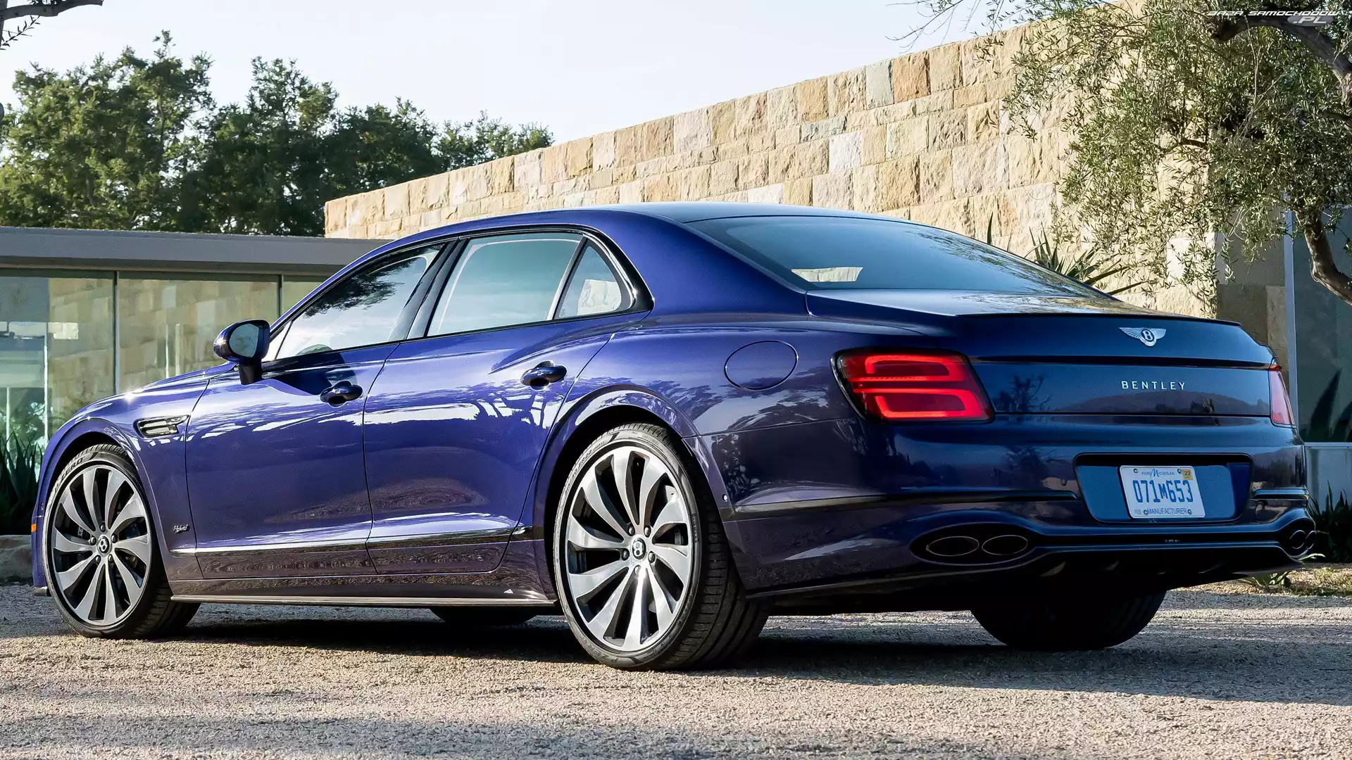 Bentley Flying Spur Hybryda