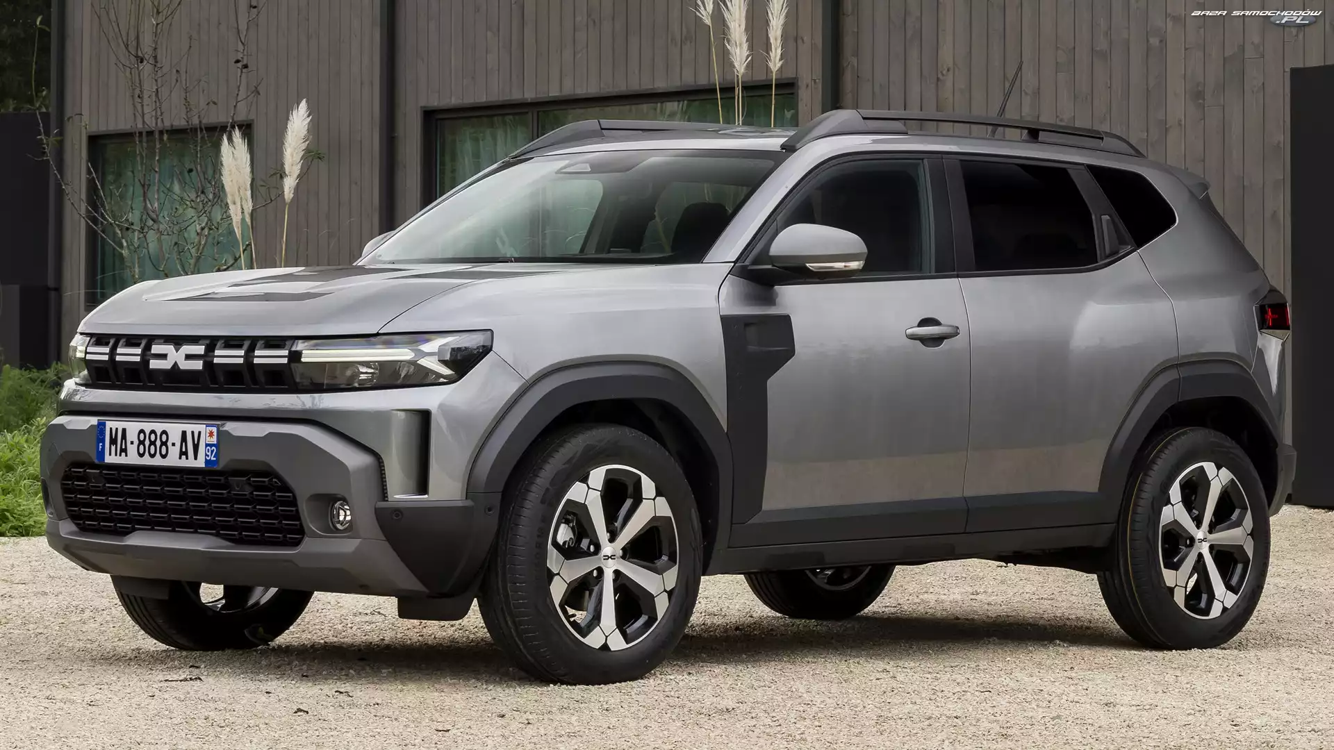 Hybryda, Dacia Duster