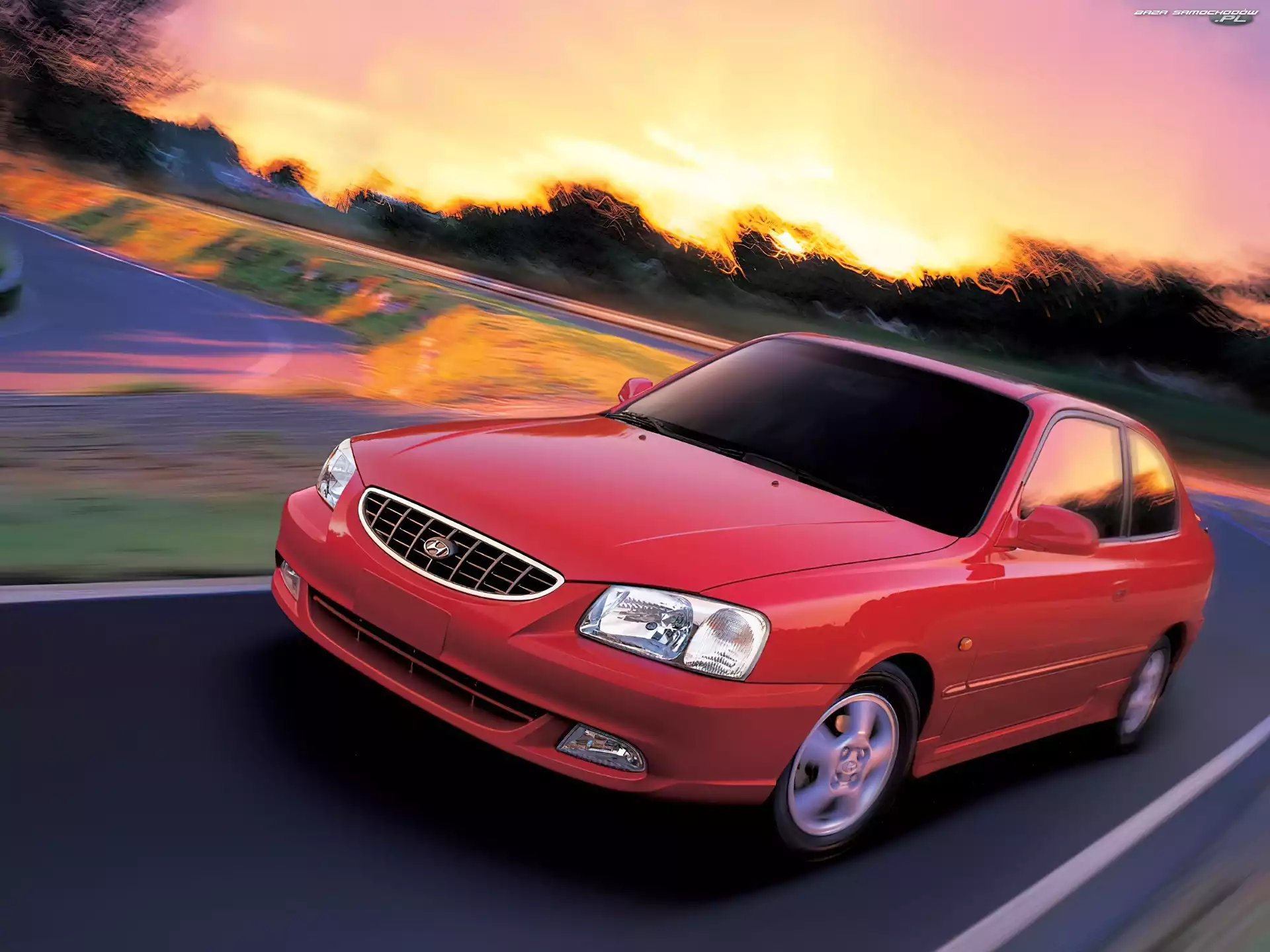 Hyundai Accent, Czerwony