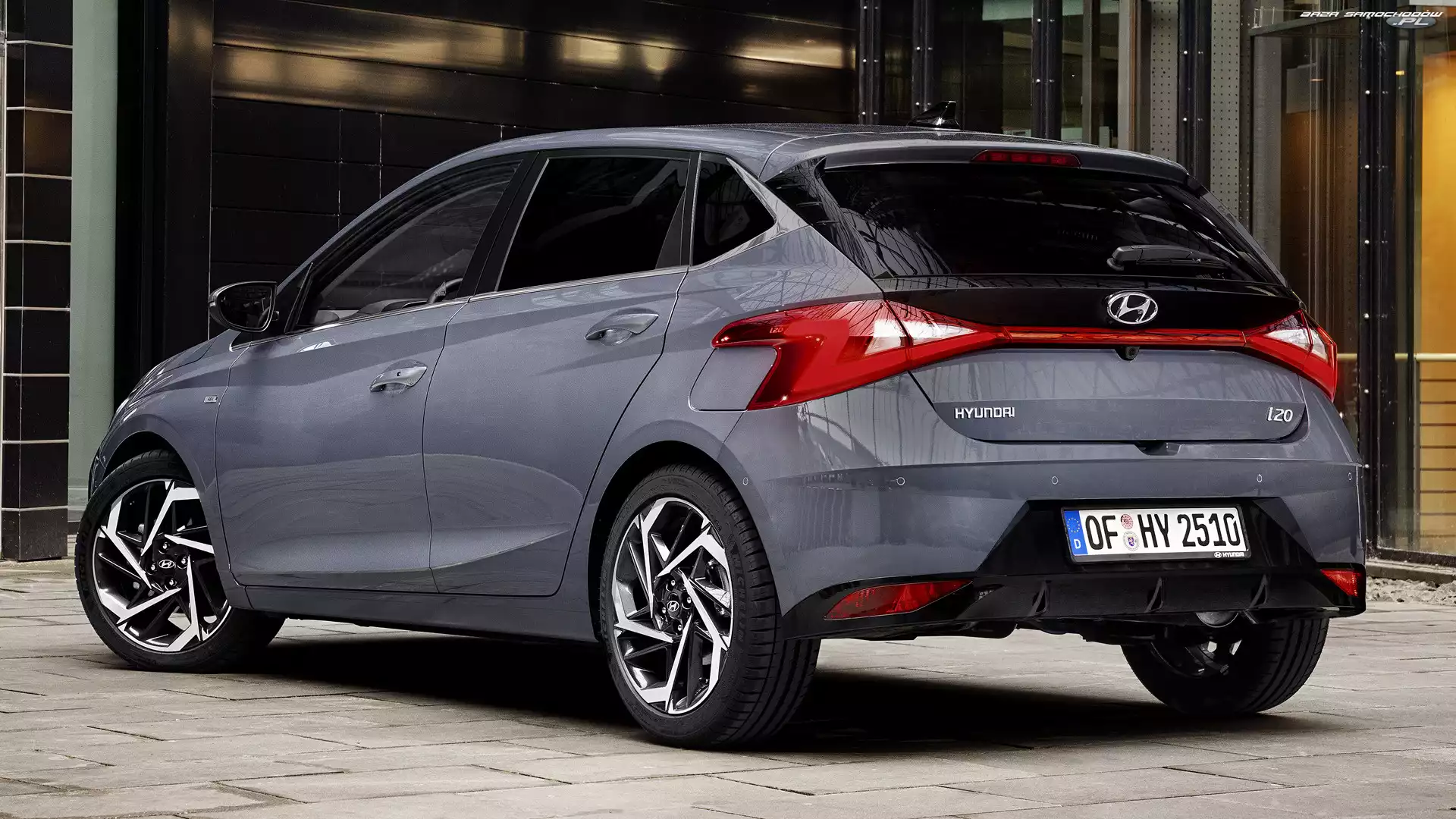 Hyundai i20, Tył