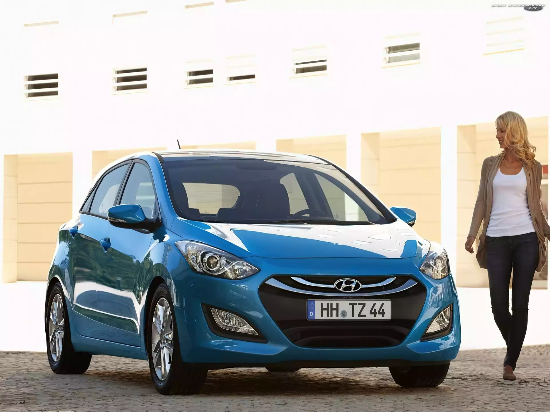 Kobieta, Hyundai i30