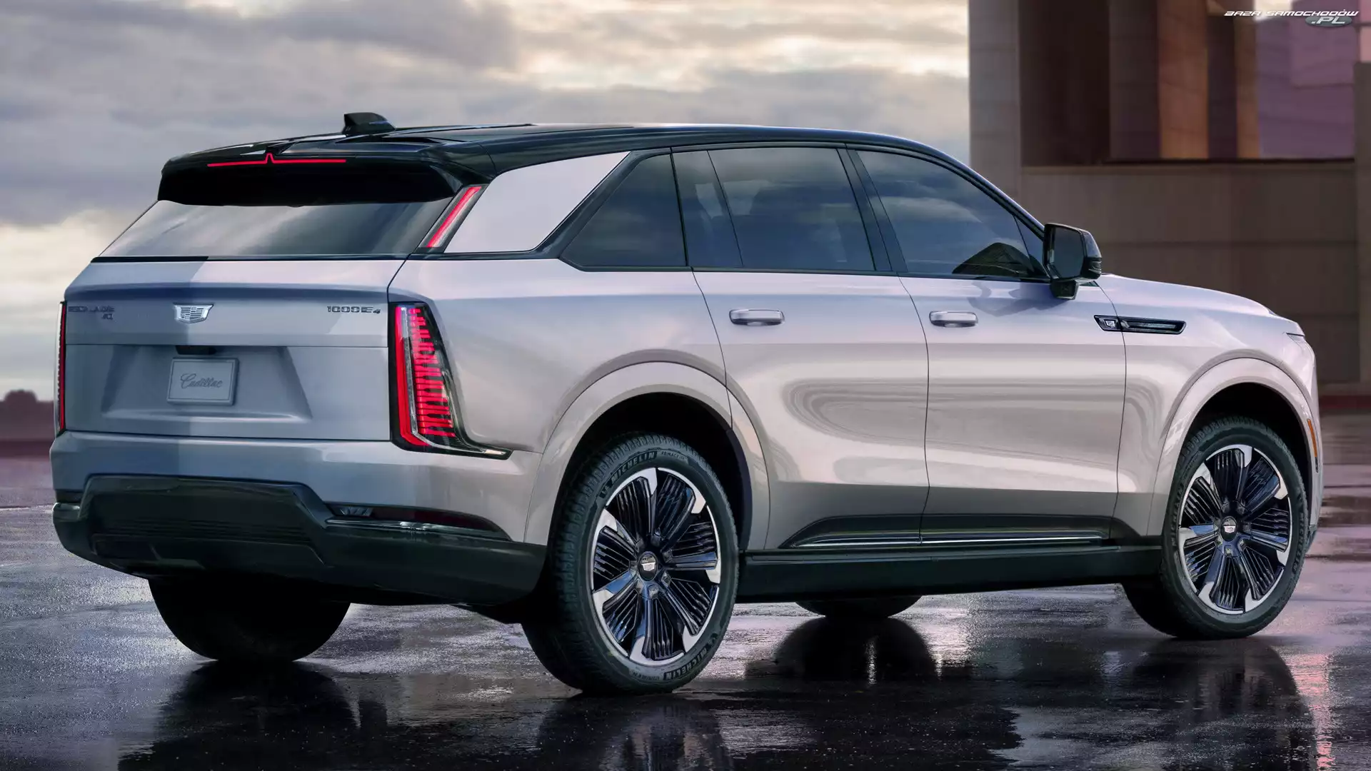 Sport, Cadillac Escalade, IQ