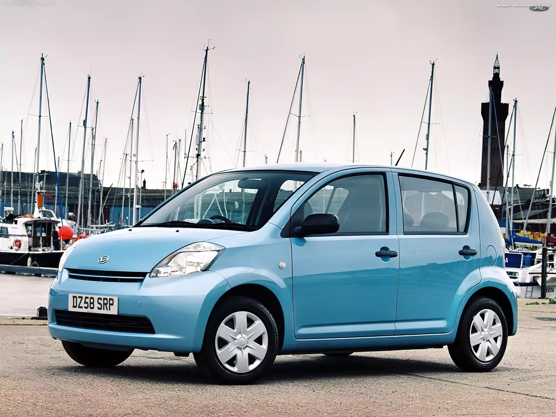 Jachtowa, Daihatsu Sirion, Przystań