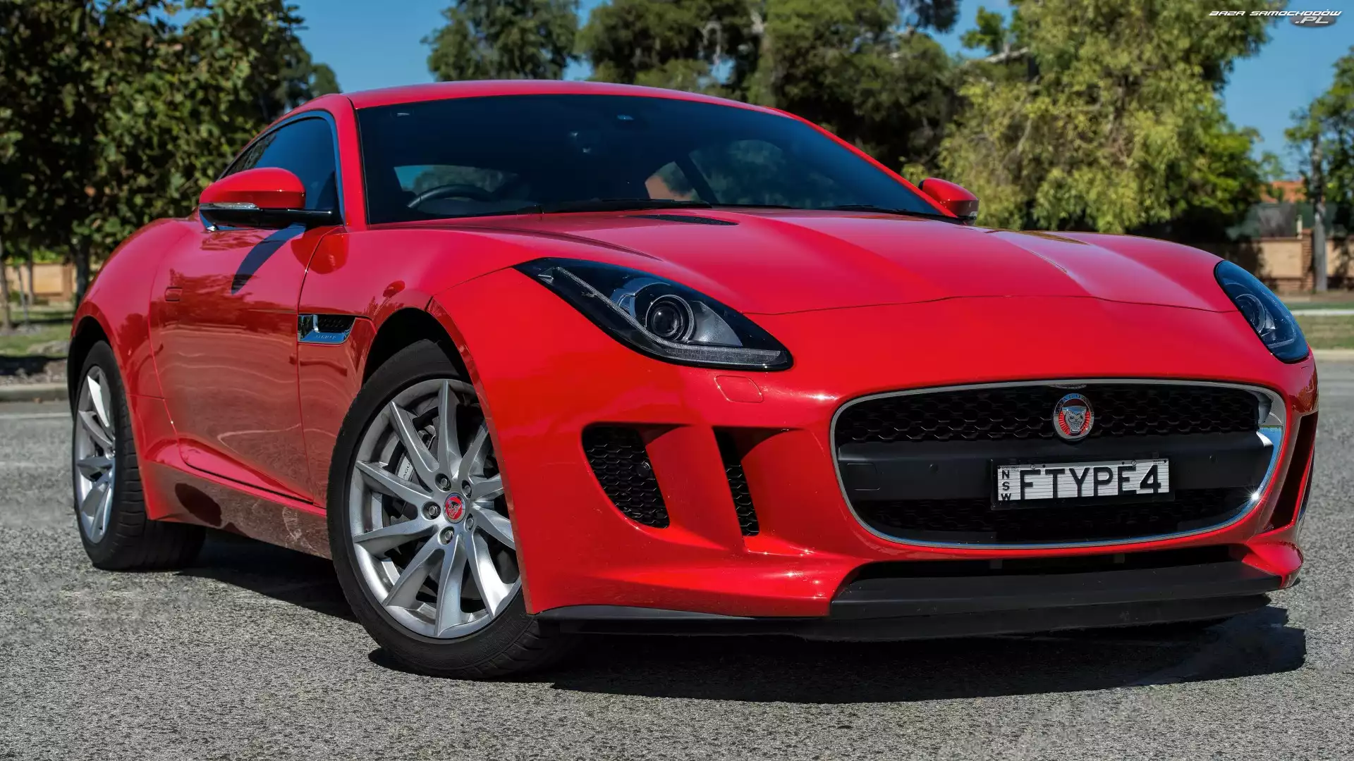 2014, Jaguar F-Type R Coupé, 550 PS