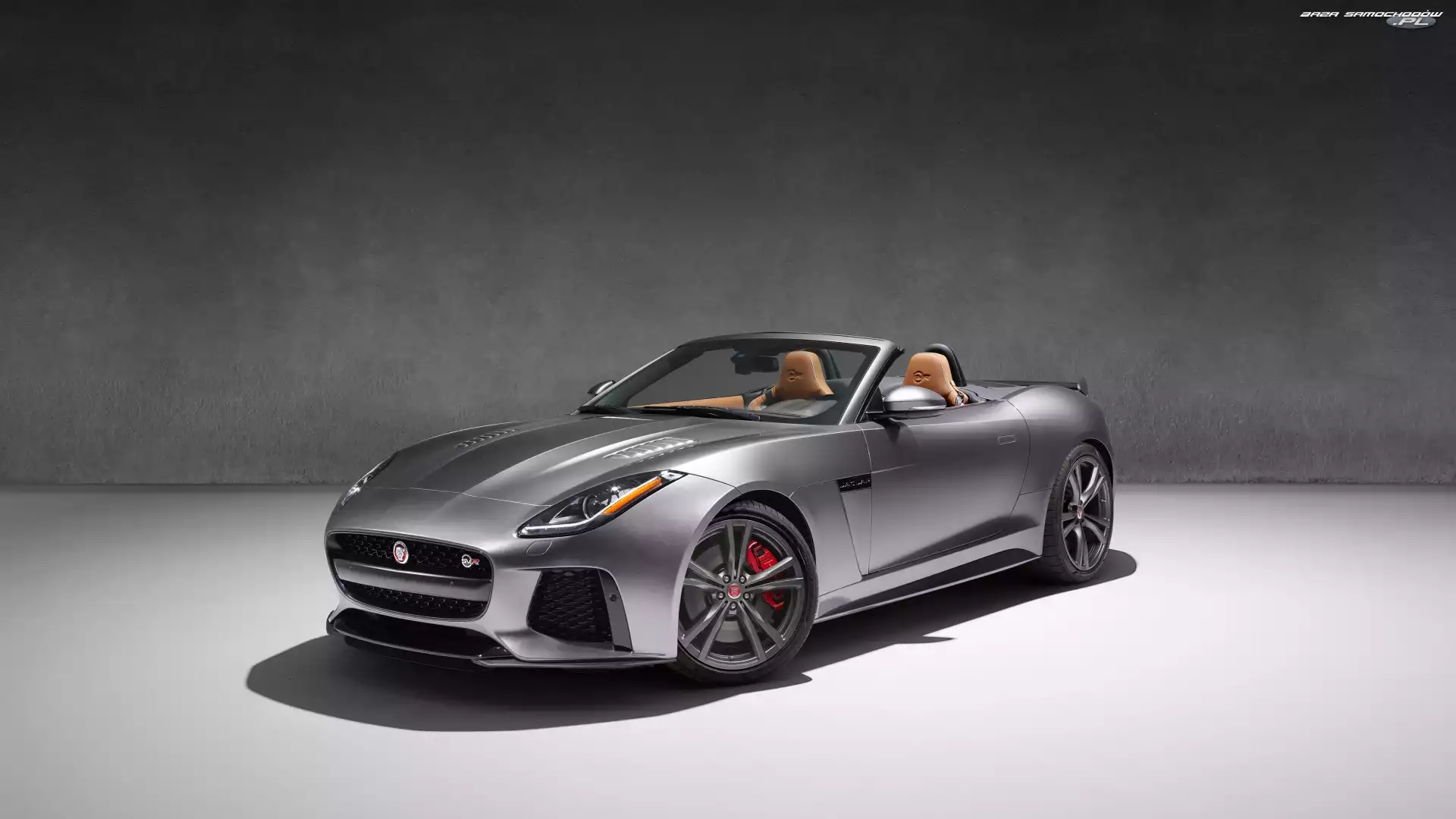Jaguar F-Type SVR