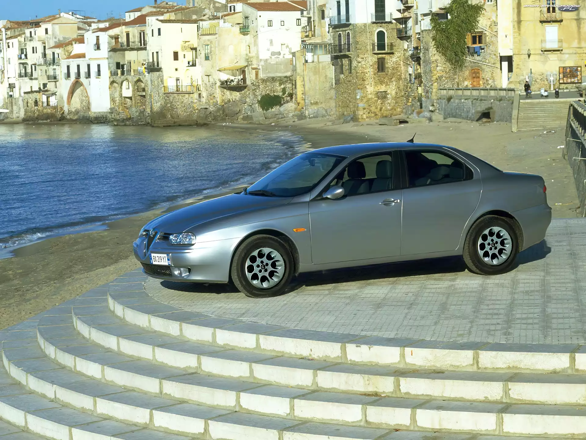 Kamienice, Alfa Romeo 156, Plaża