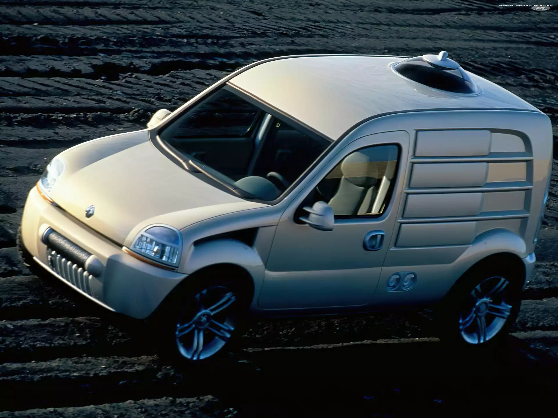 Badawczy Kangoo 2