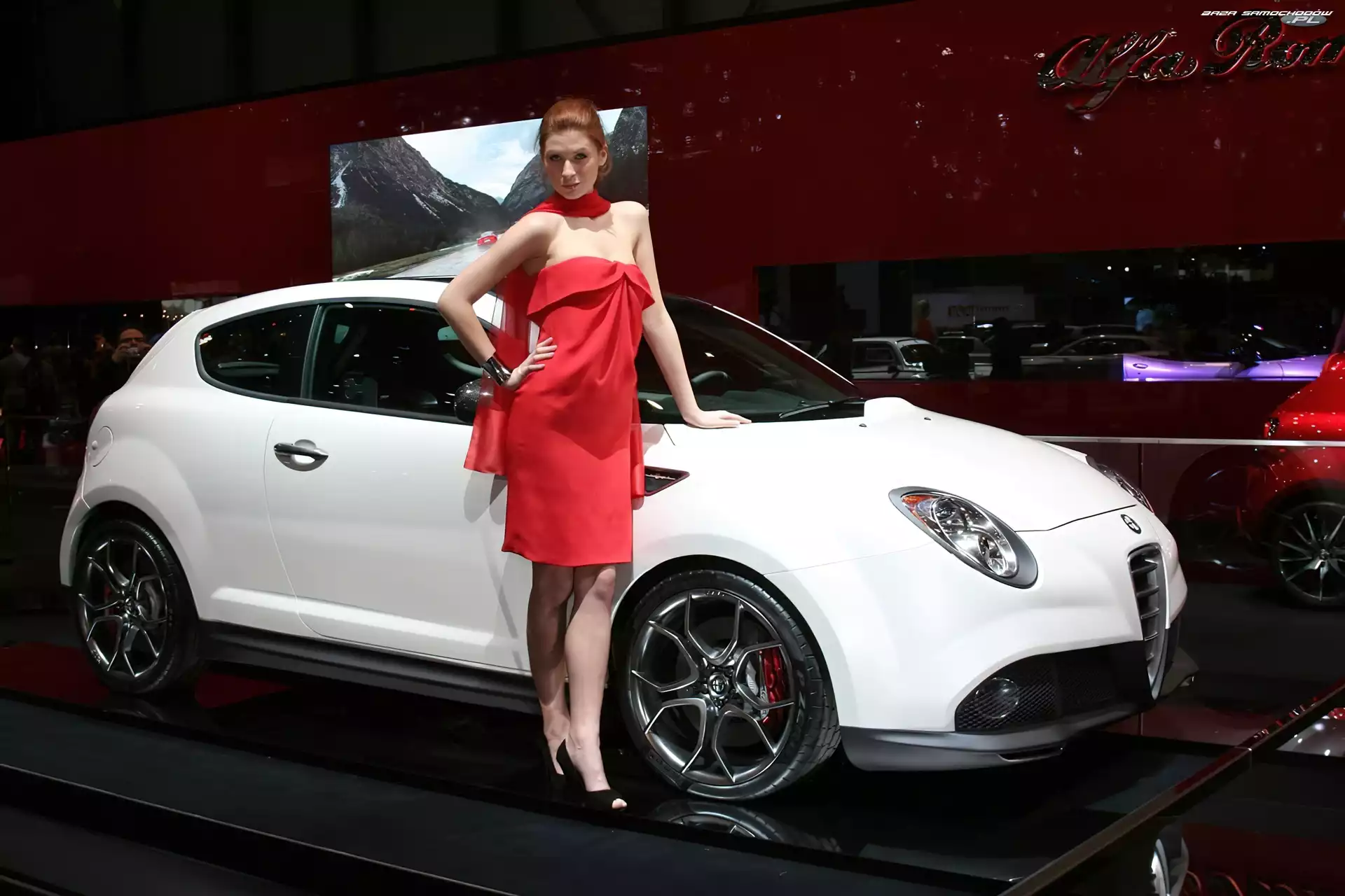 Kobieta, Alfa Romeo MiTo, Modelka