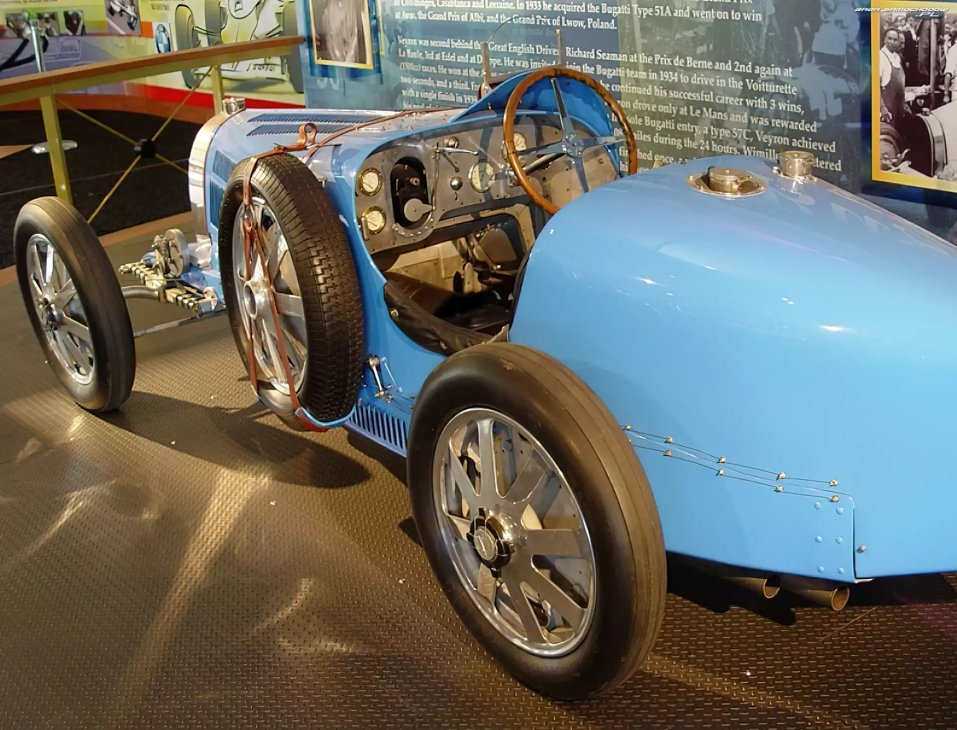 koła , zegary, Bugatti, kierownica