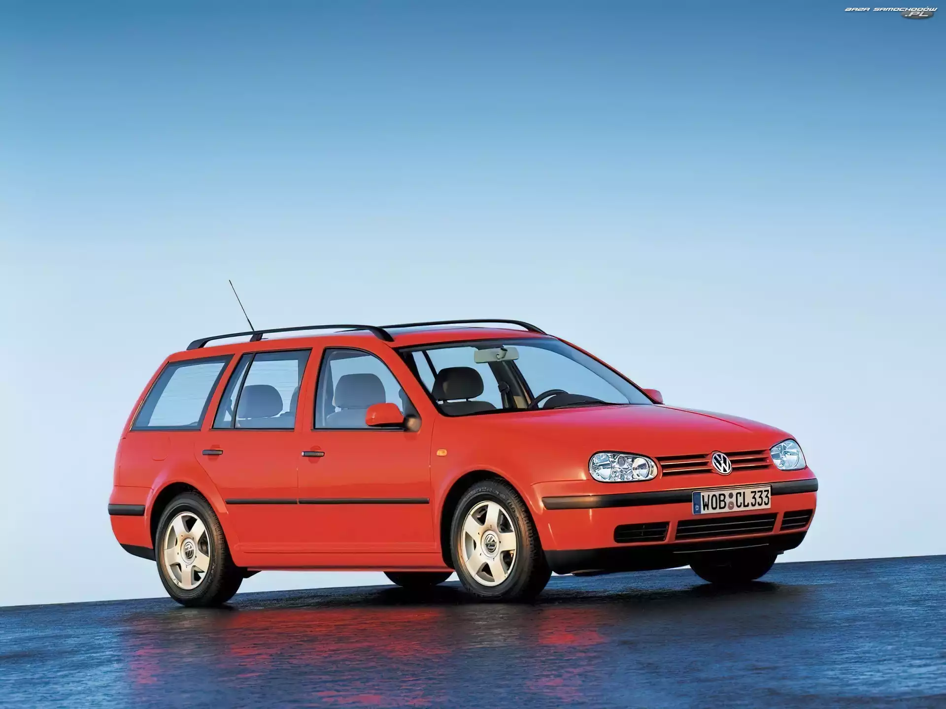 Kombi, Golf 4, Czerwone