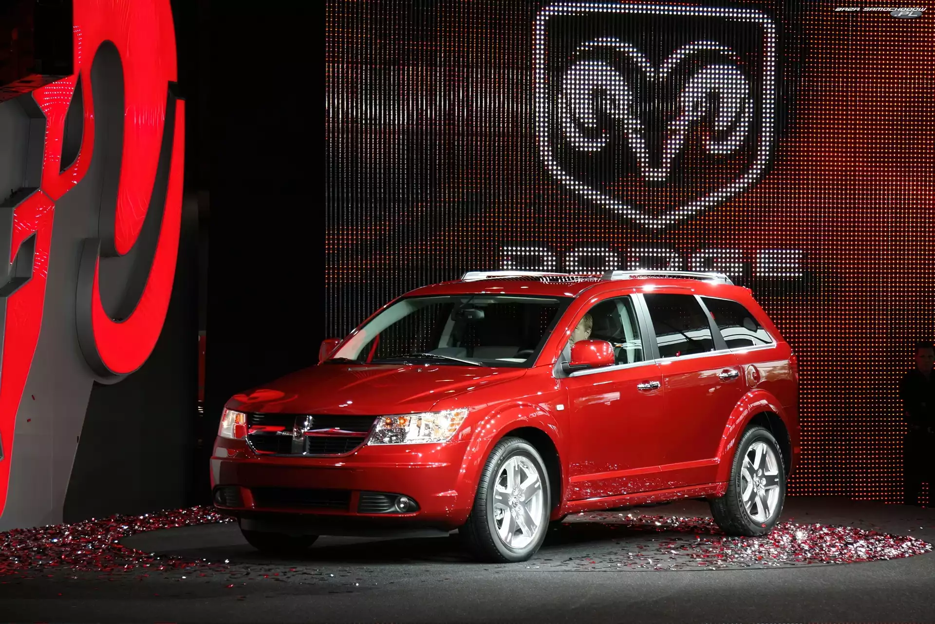 Konfetti, Prezentacja, Dodge Journey