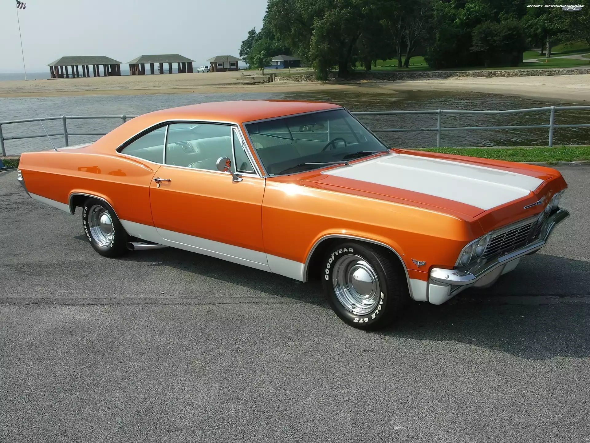 Krążownik, Pomarańczowy, Chevrolet Impala