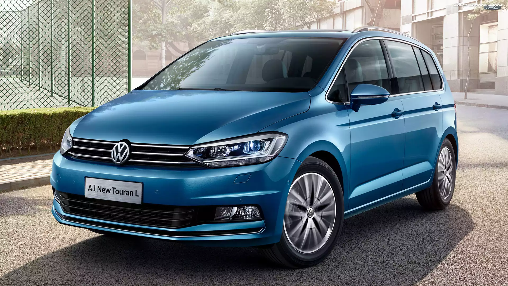 L, Volkswagen Touran
