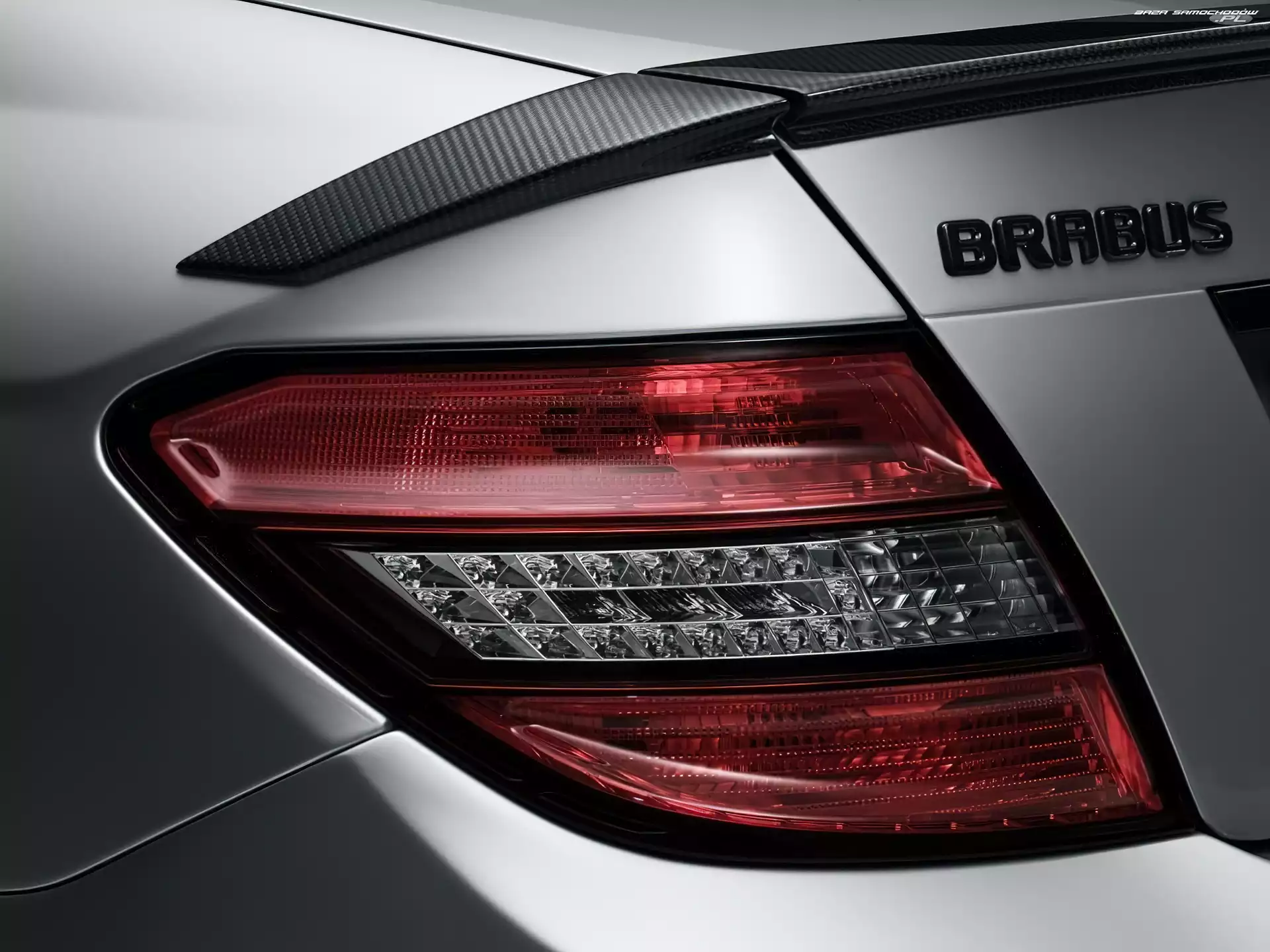 Lampa, Brabus, Mercedes W204, Tył