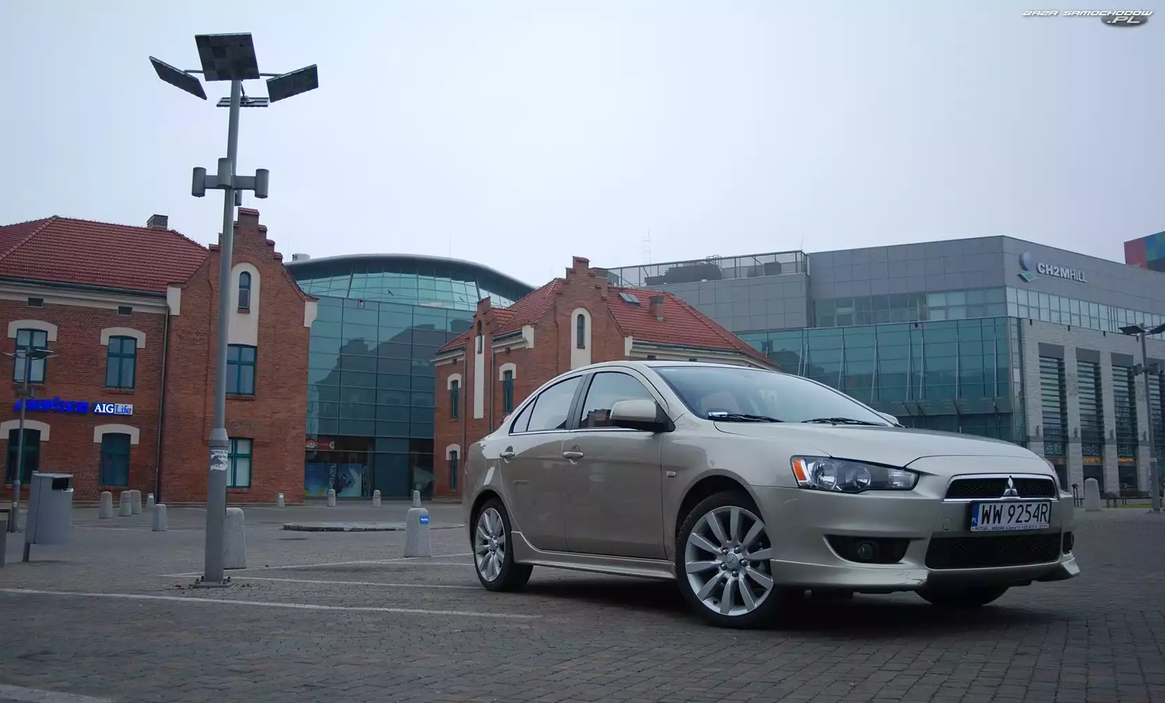 Mitsubishi Lancer, Reflektory