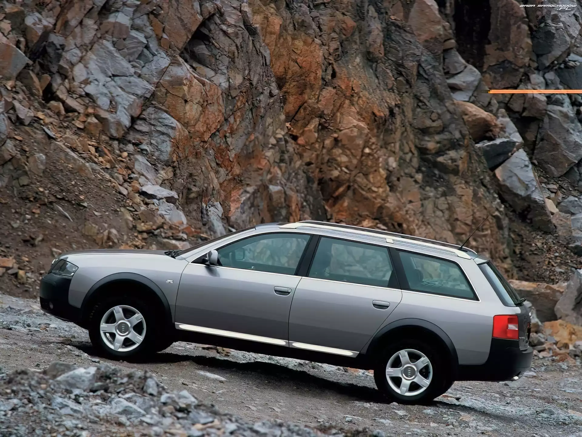 Lewy Profil, Srebrne, Audi Allroad