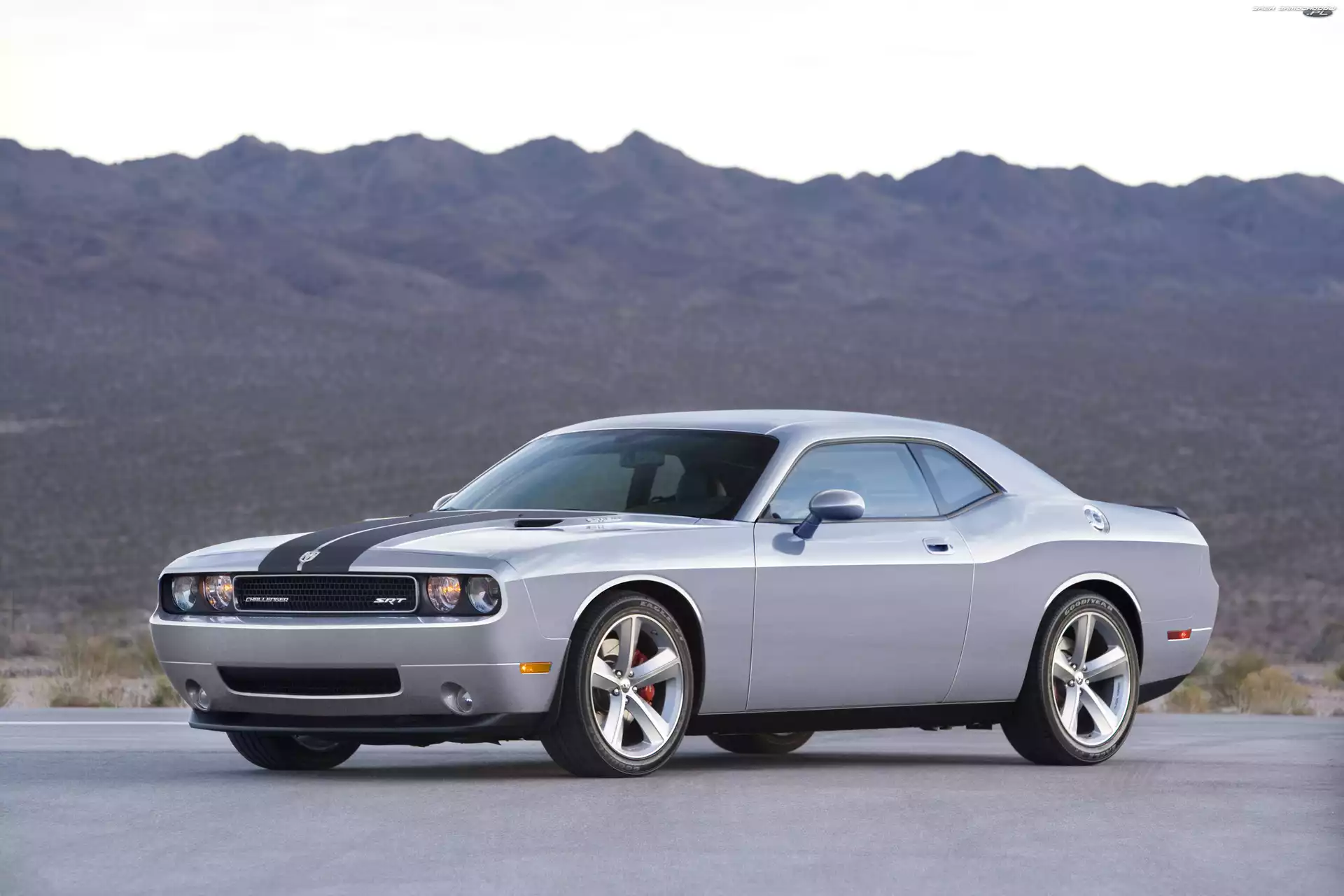 Lewy, Dodge Challenger SRT8, Profil