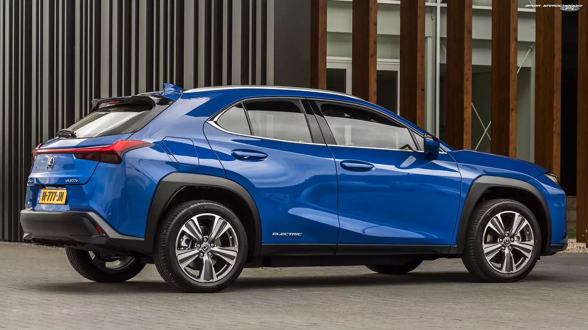 Lexus UX 300e, Electric