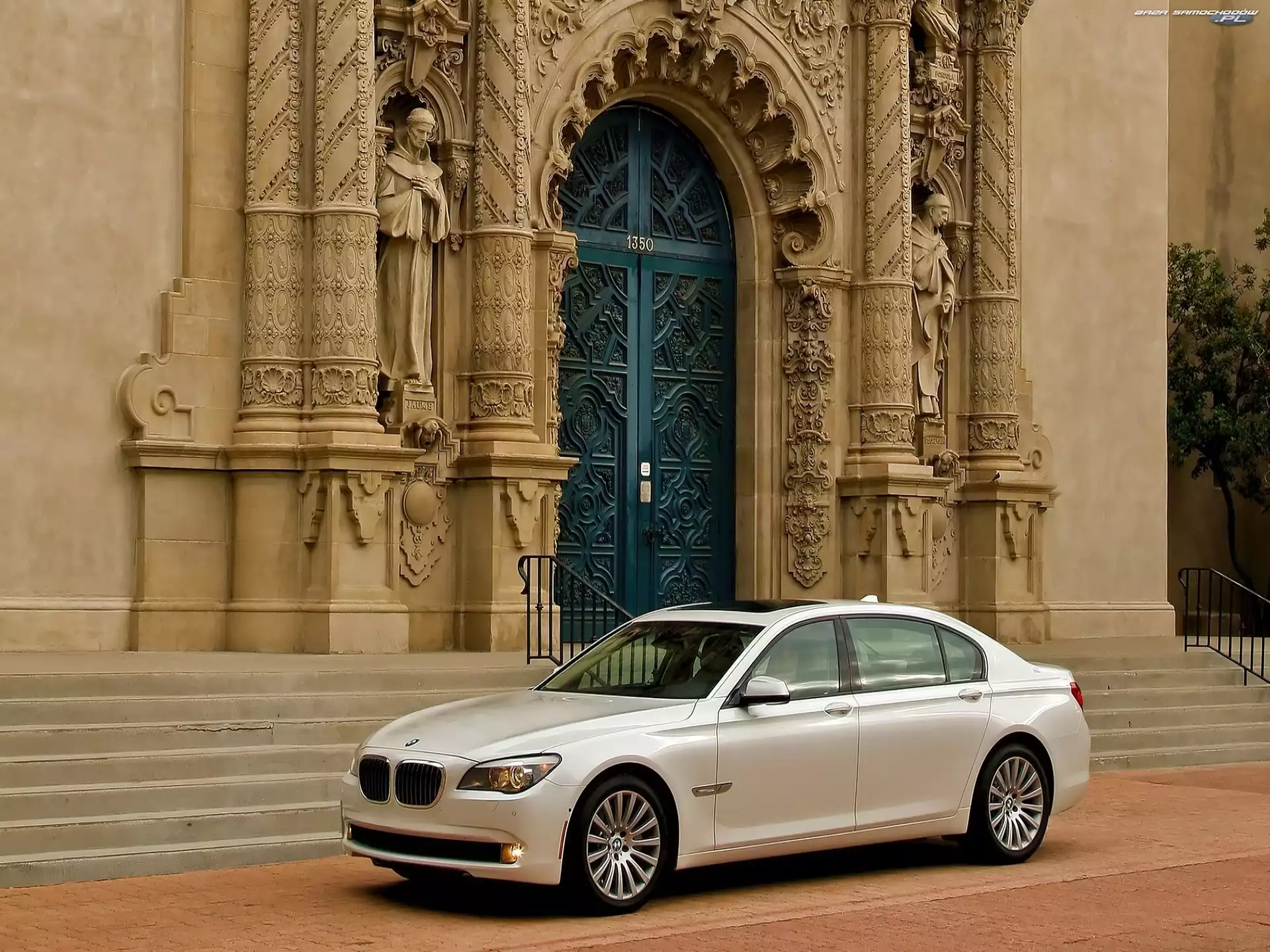 Limuzyna, BMW 750Li, Elegancka