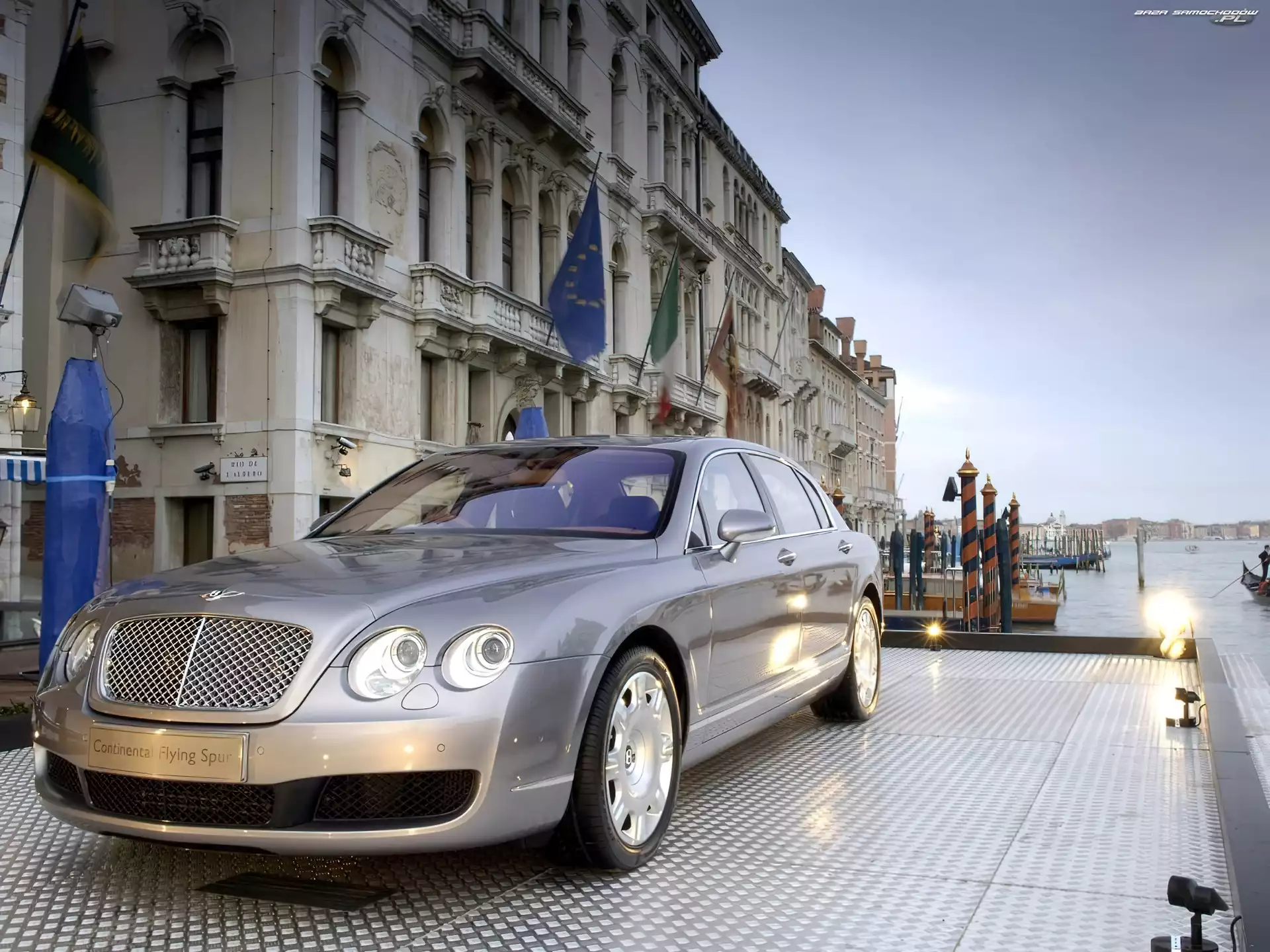 Limuzyna, Bentley Continental, Elegancka
