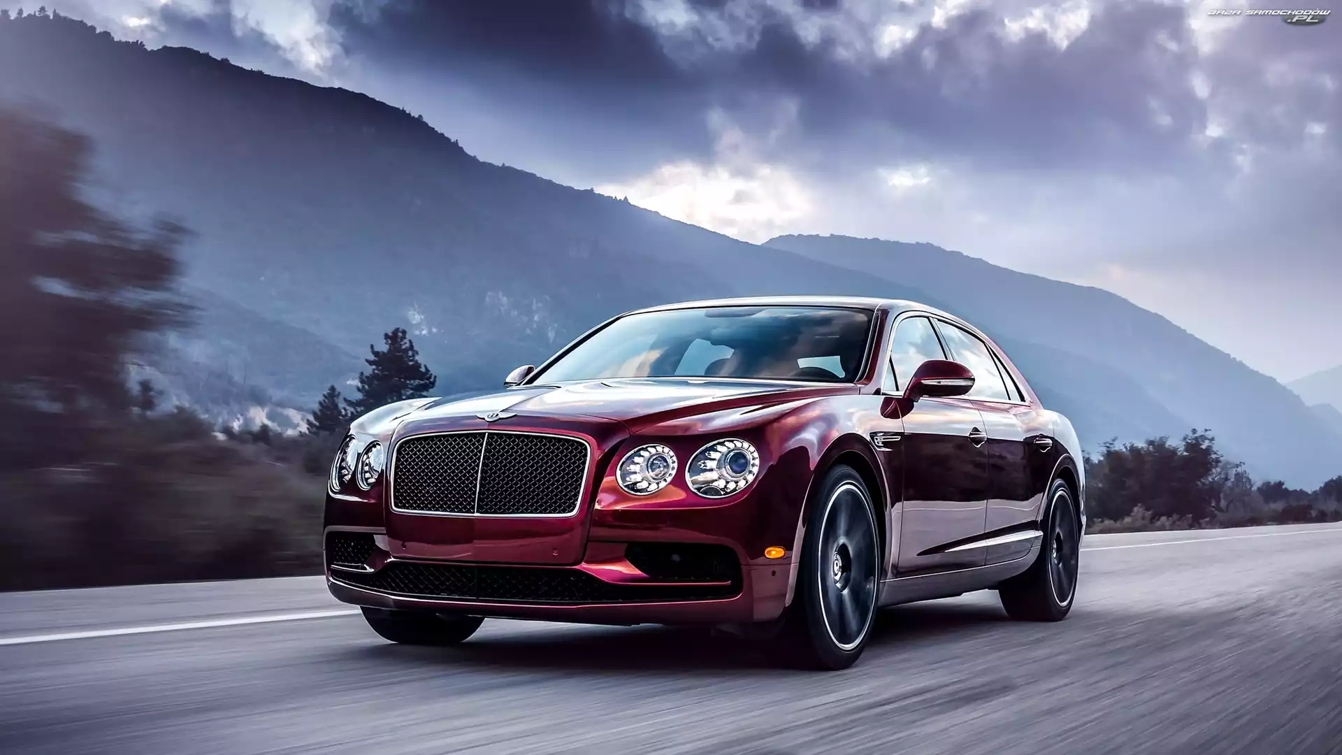 Limuzyna, Czerwony, Bentley Continental Flying Spur