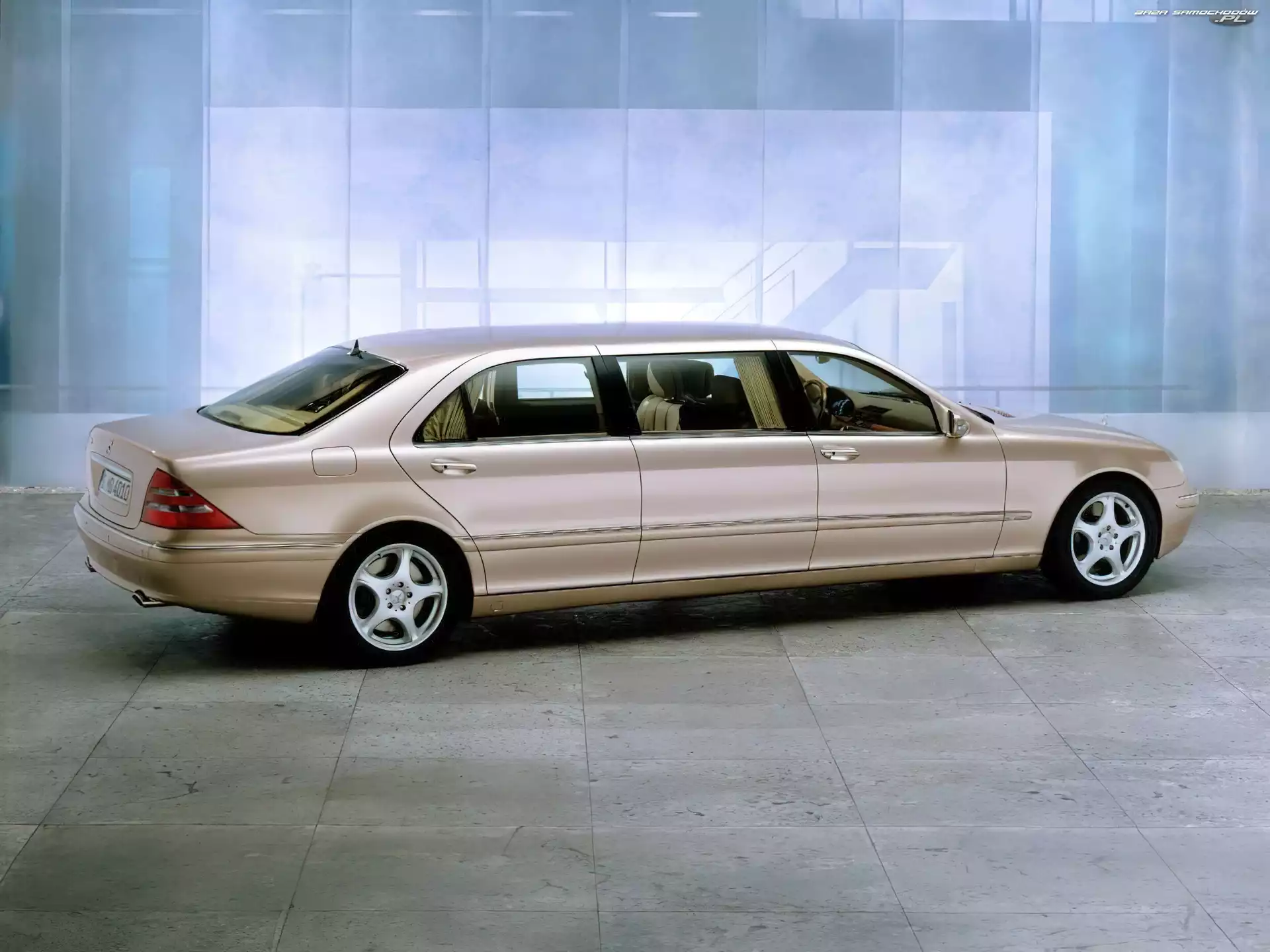 Mercedes S-klasa, Limuzyna