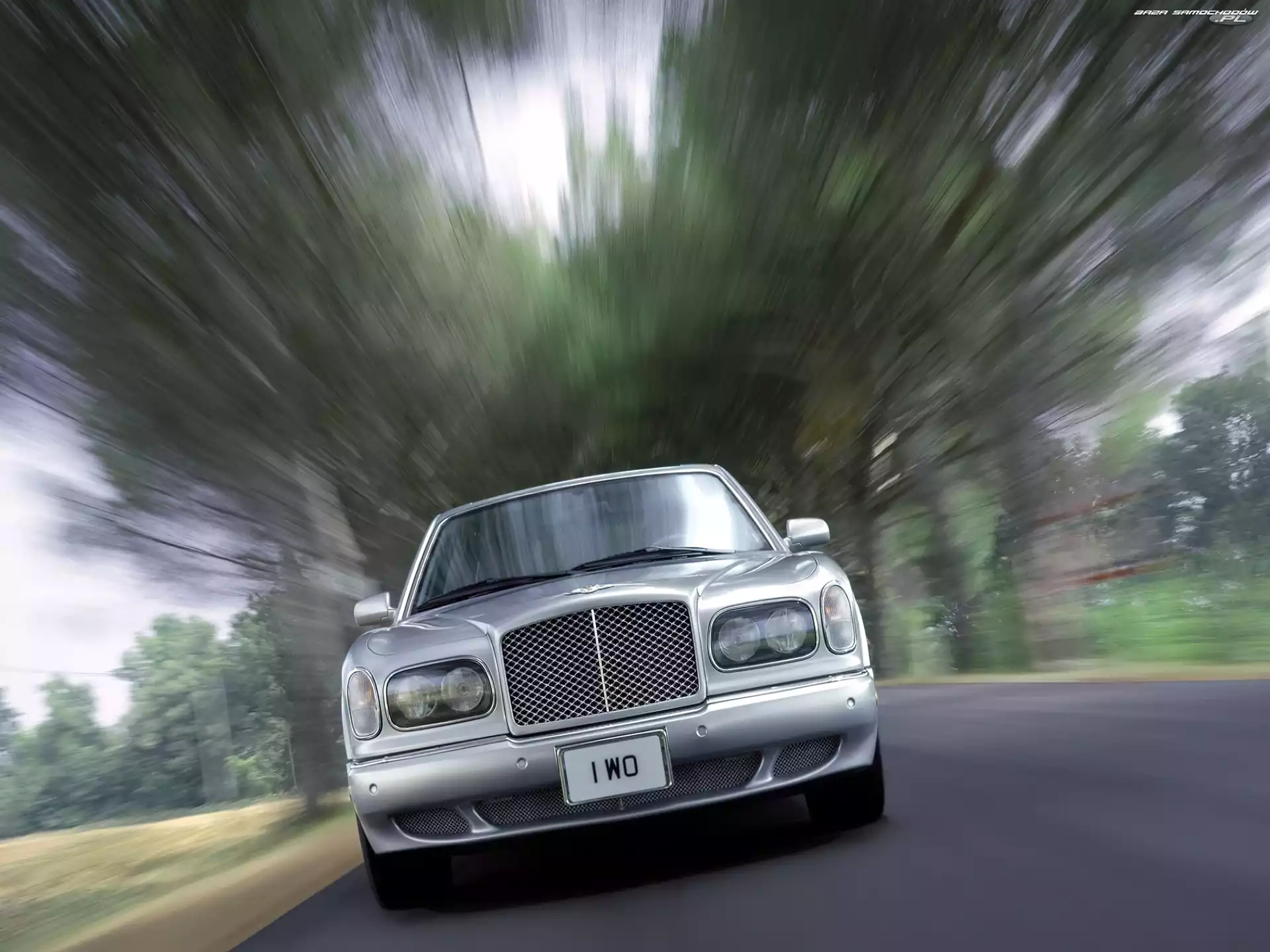 Maska, Przód, Bentley Arnage