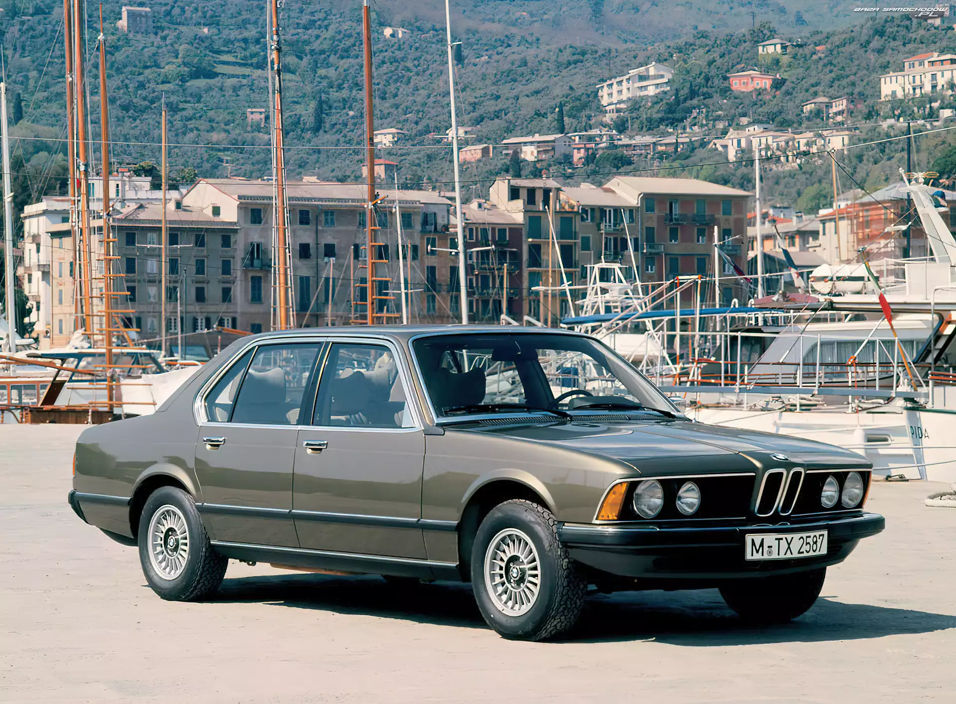 maska, opony , koła , BMW E23, światła