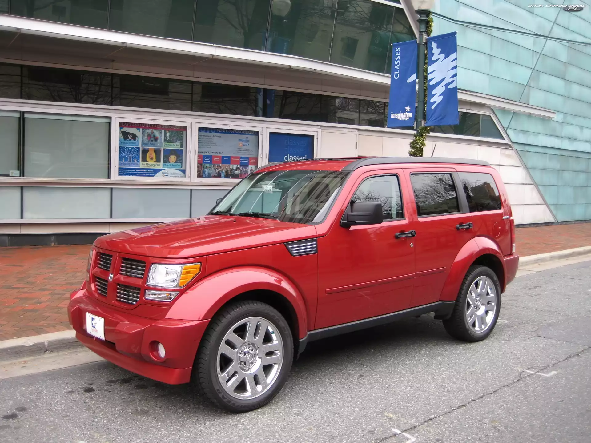 Maska, Dodge Nitro, Grill