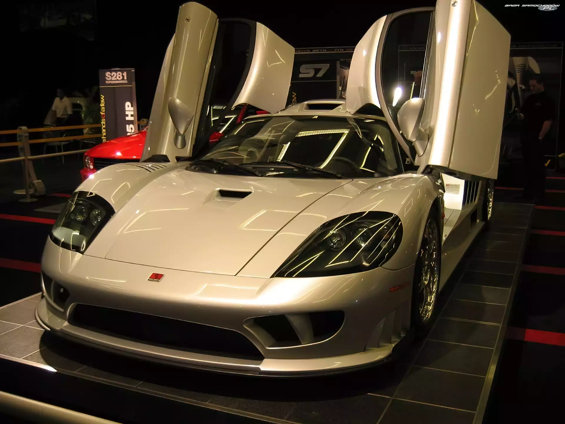 Maska, Prezentacja, Saleen S7