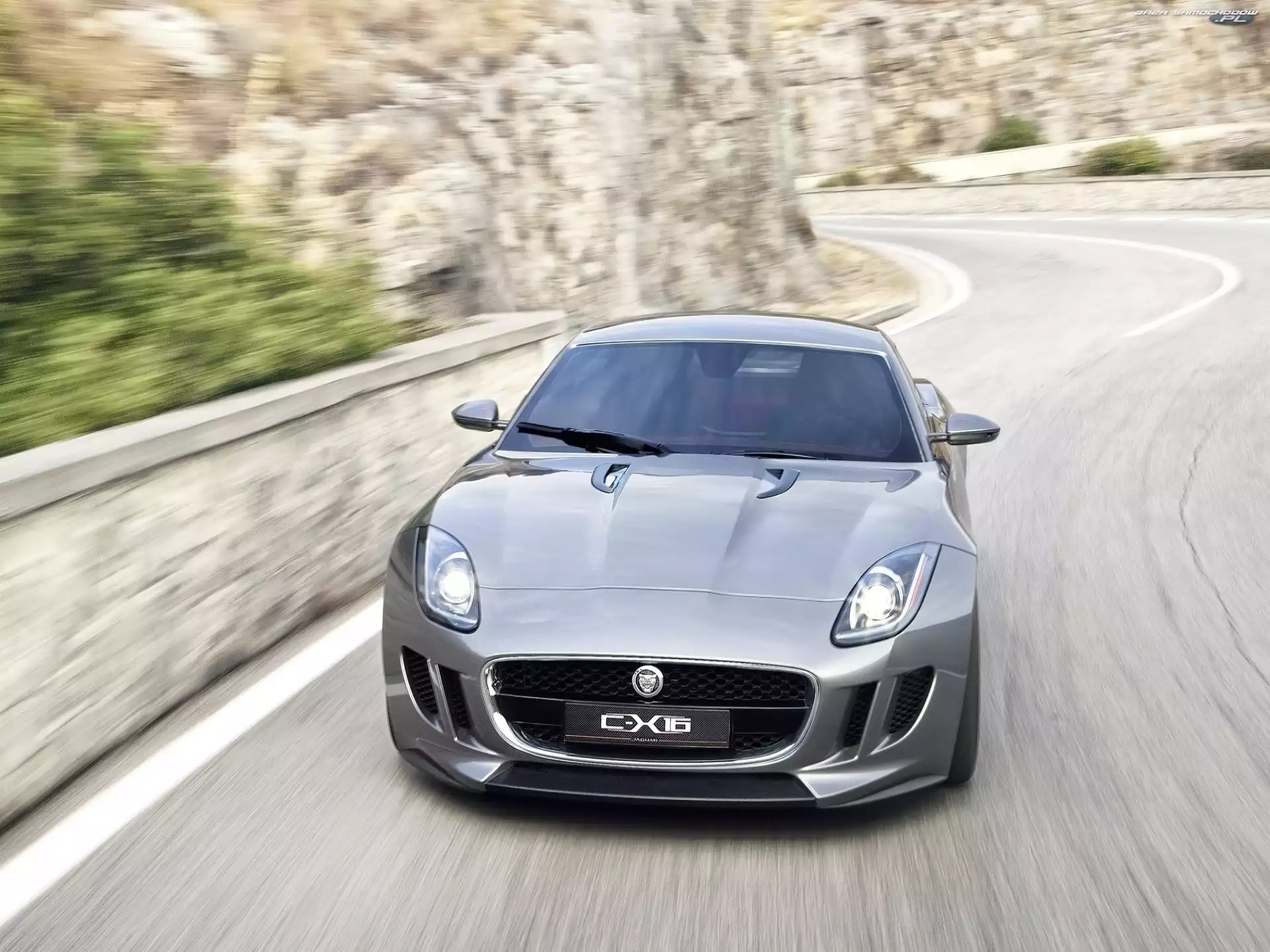 Maska, Jaguar C-X16, Reflektory