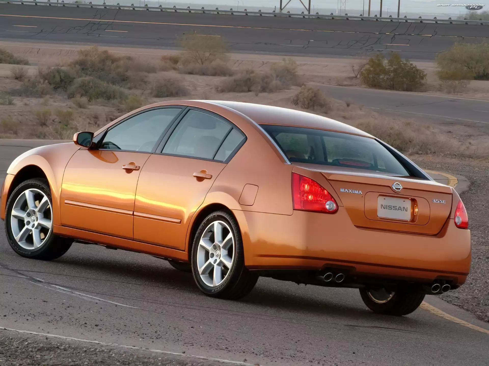 SE, Nissan Maxima