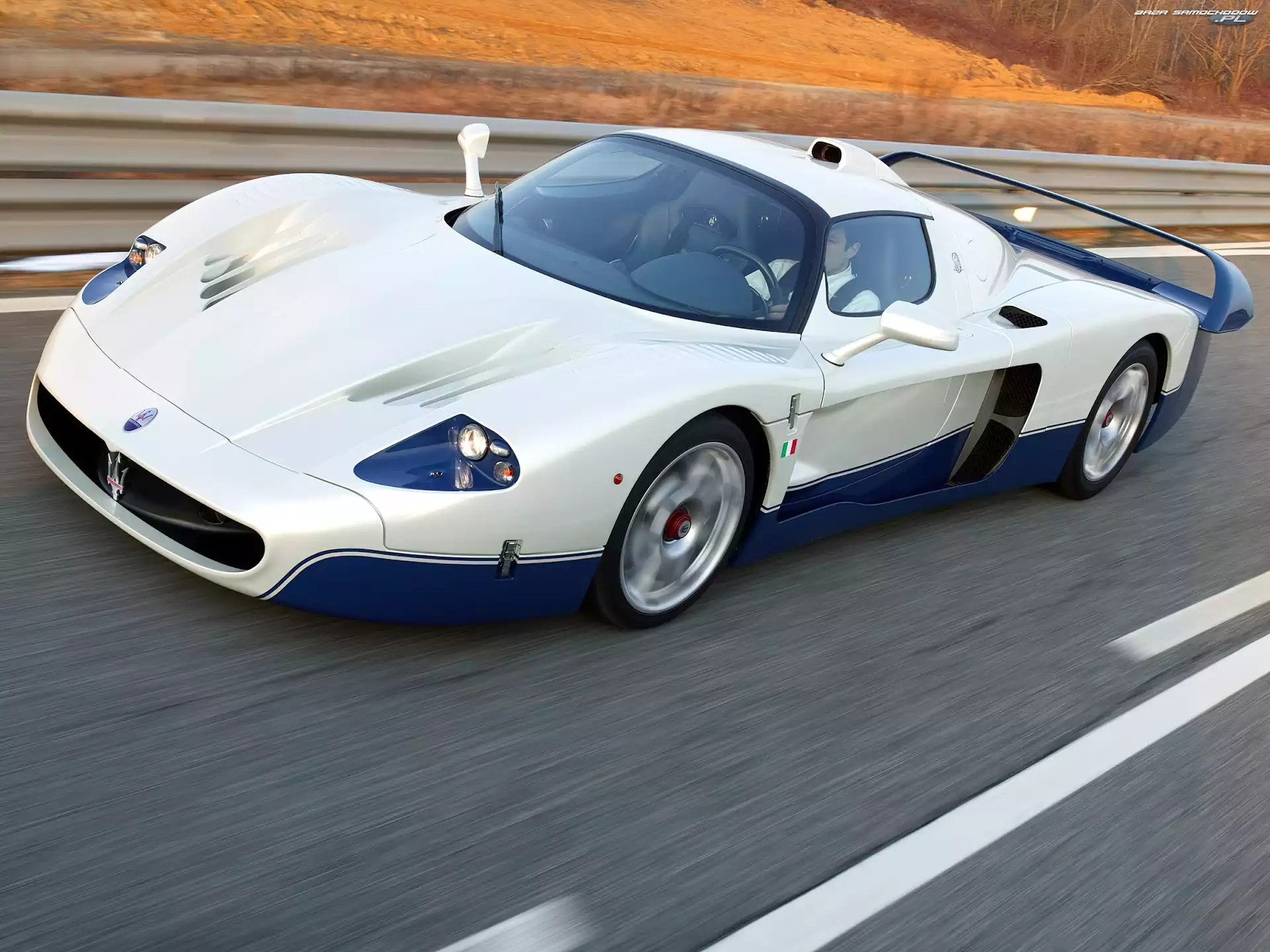 Droga, Maserati MC12