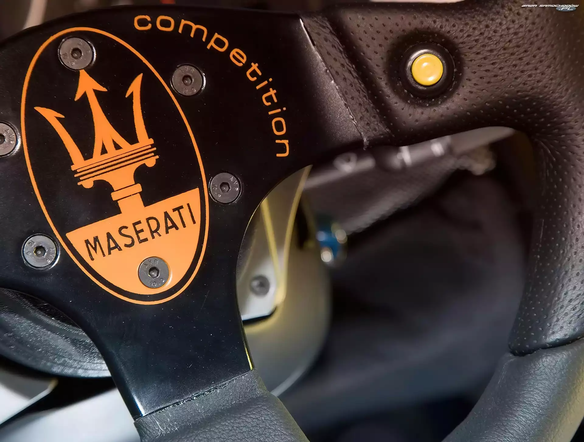 Kierownica, Maserati MC12