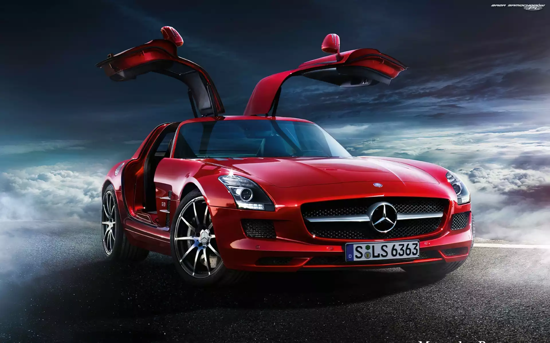 Mercedes SLS, Czerwony