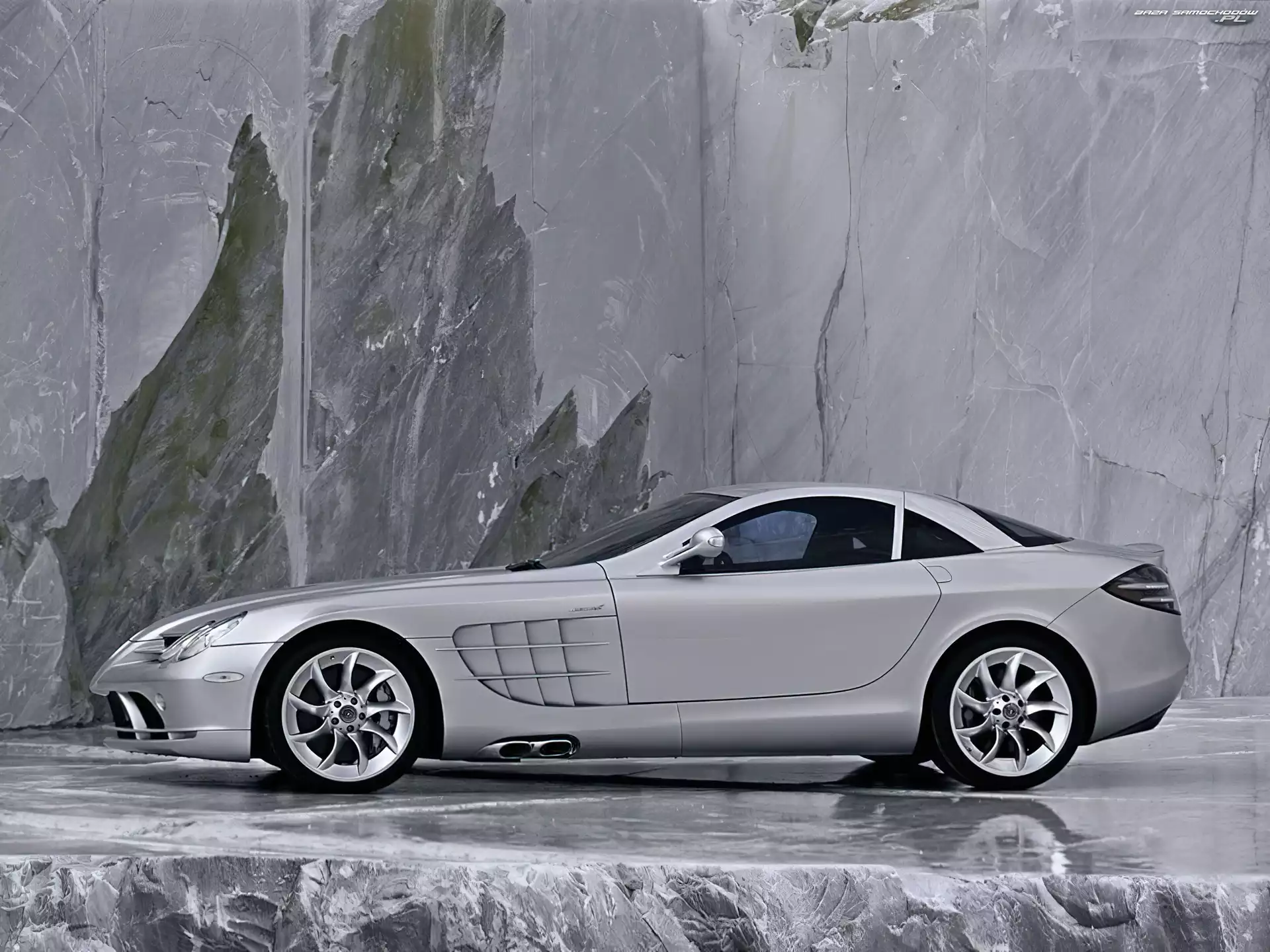 Mclaren, Mercedes Benz SLR