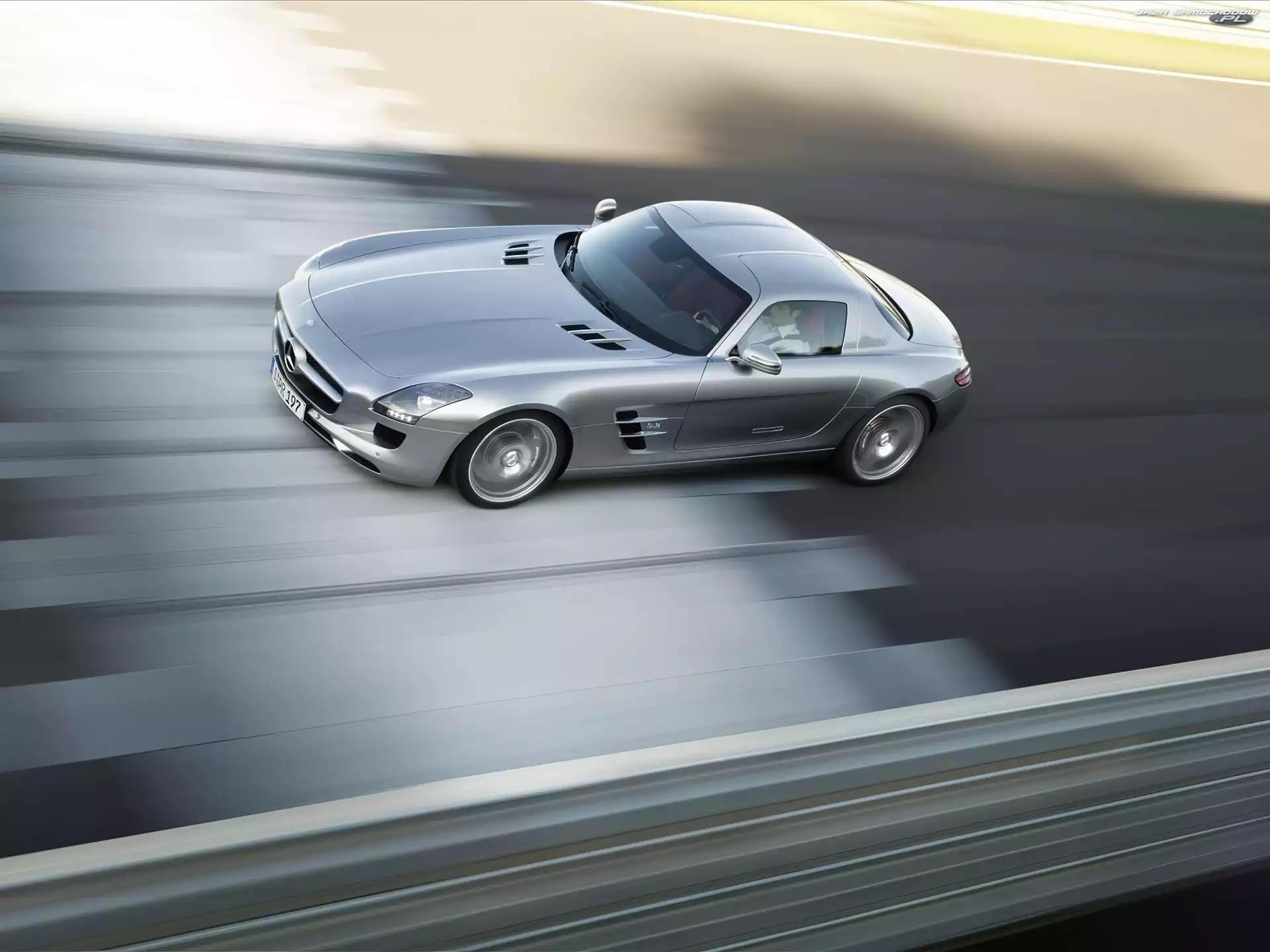 Tor, Mercedes Benz SLS