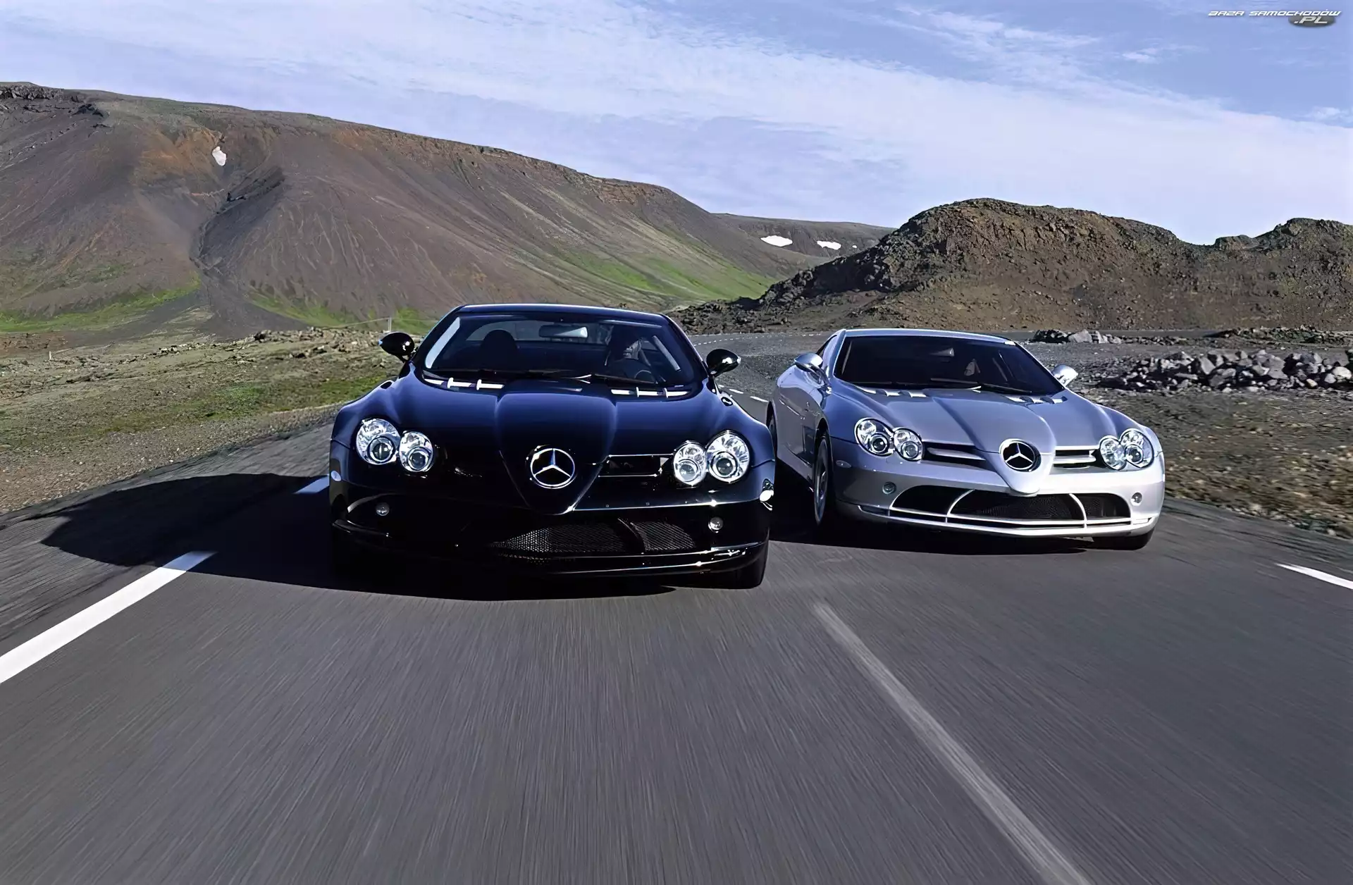 Mercedesy SLR, Czarny, Srebrny