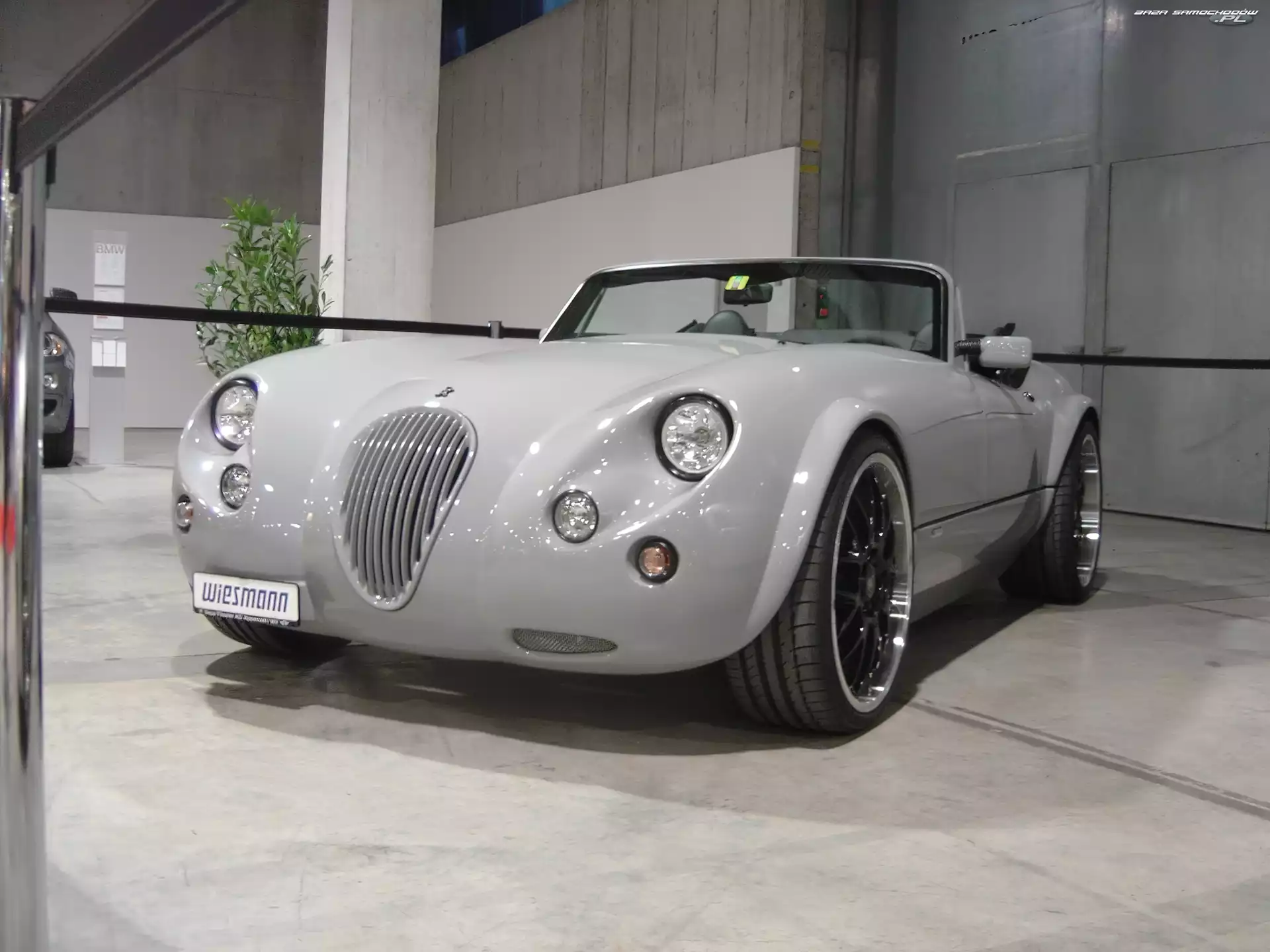 Reflektory, Wiesmann MF3